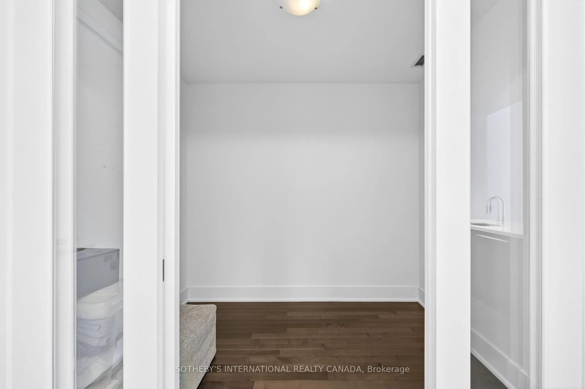 Photo 22 of Unit 816, 39 Queens Quay E, Toronto, Waterfront Communities — HOMEH