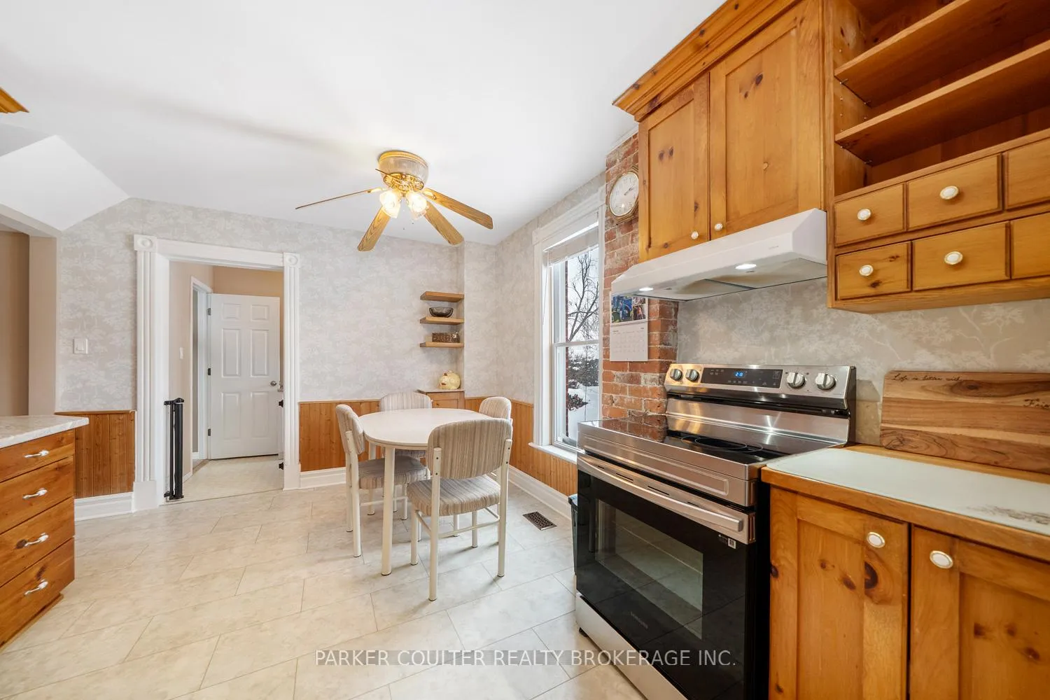 Photo 12 of 2189 & 2193 Concession 4 Road, Ramara, Brechin — HOMEH