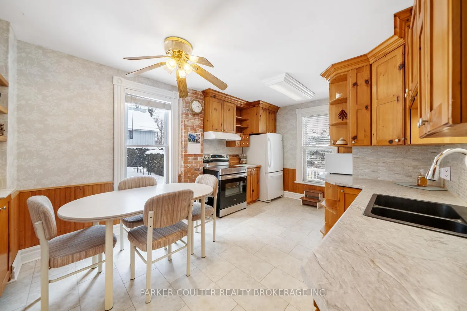 Photo 16 of 2189 & 2193 Concession 4 Road, Ramara, Brechin — HOMEH