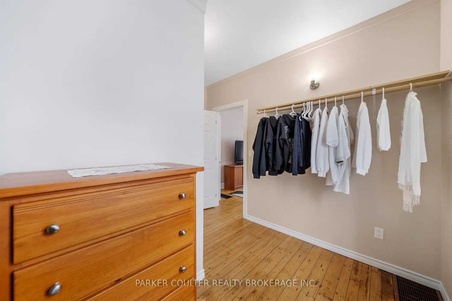 Photo 20 of 2189 & 2193 Concession 4 Road, Ramara, Brechin — HOMEH