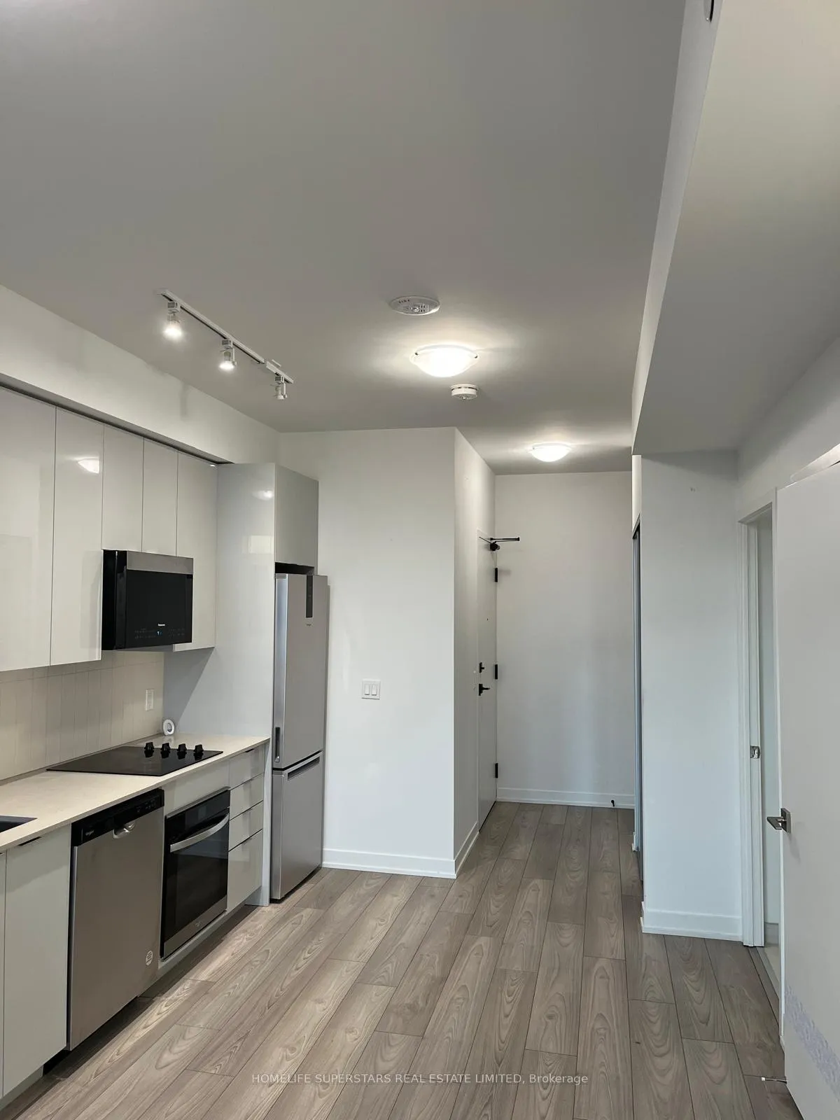 Photo 10 of Unit 1912, 10 Abeja Street, Vaughan, Concord — HOMEH