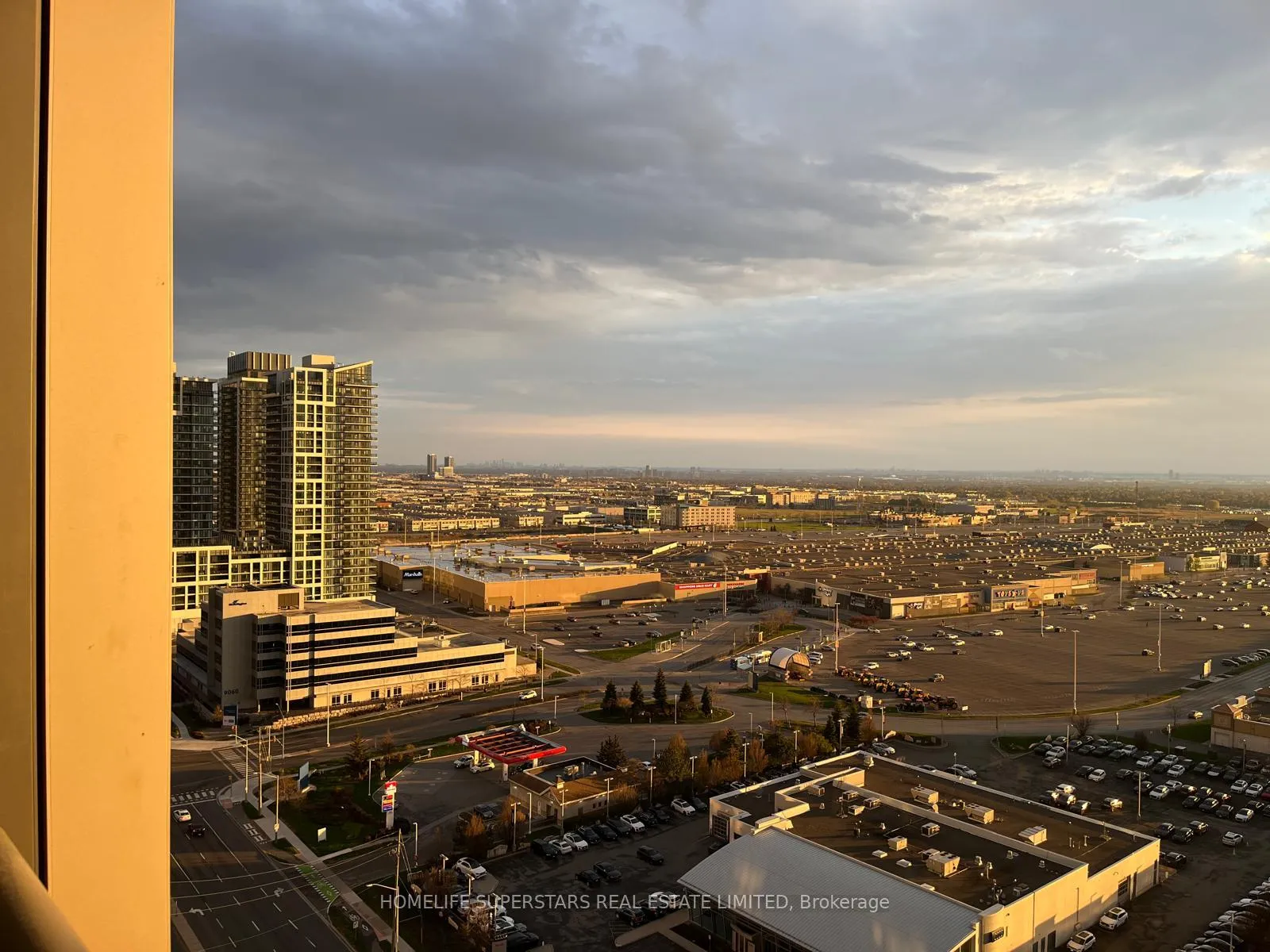 Photo 13 of Unit 1912, 10 Abeja Street, Vaughan, Concord — HOMEH