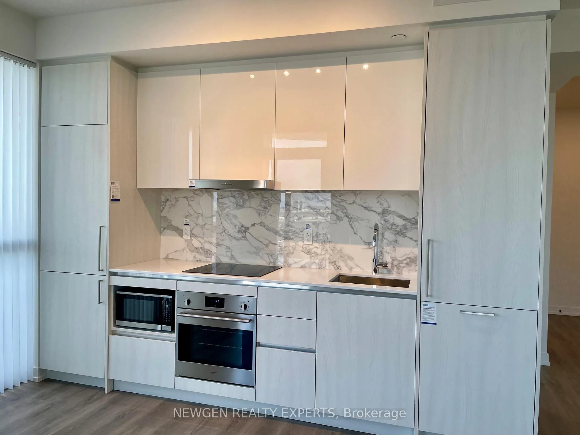 Photo 11 of Unit 1512, 225 Commerce Street, Vaughan, Vaughan Corporate Centre — HOMEH
