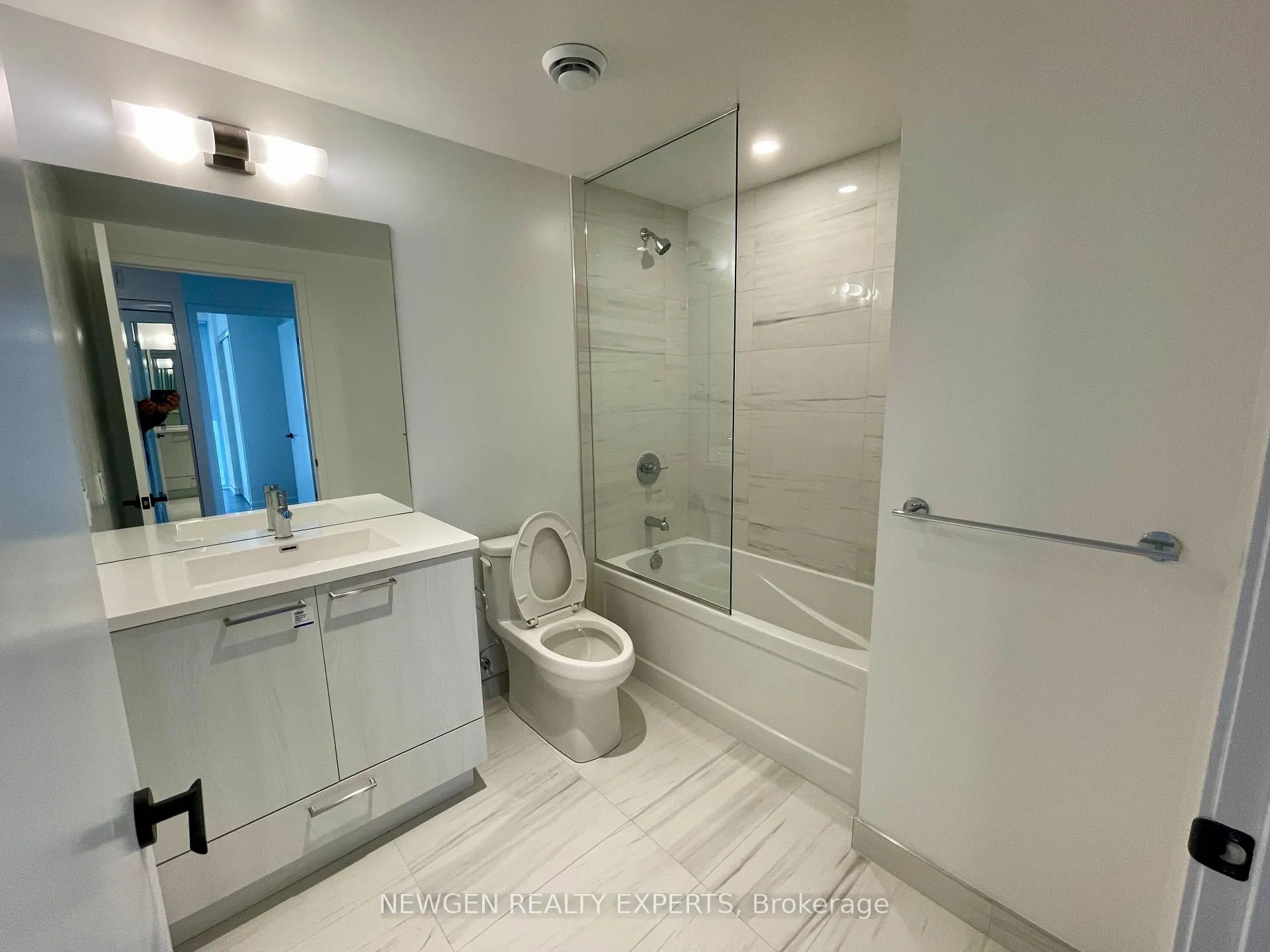 Photo 21 of Unit 1512, 225 Commerce Street, Vaughan, Vaughan Corporate Centre — HOMEH