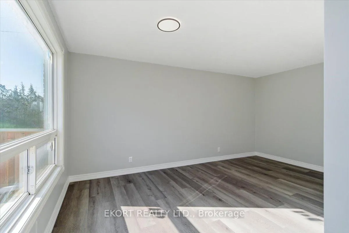 Photo 3 of Unit 27, 17 Tracey Park Drive, Belleville, Belleville Ward — HOMEH
