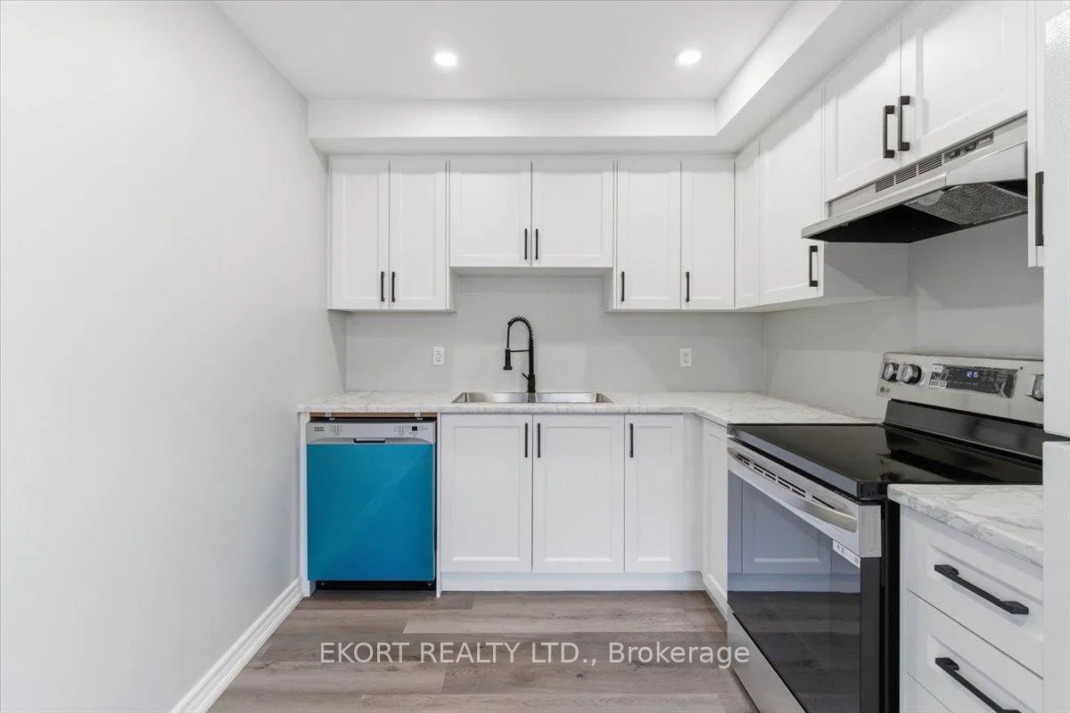 Photo 5 of Unit 27, 17 Tracey Park Drive, Belleville, Belleville Ward — HOMEH