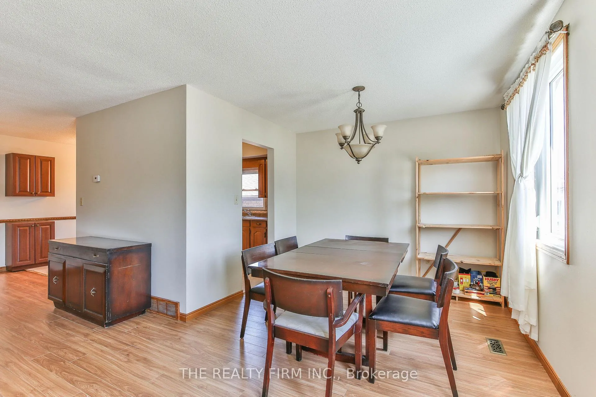 Photo 19 of 8 Quail Ridge Crescent, London, East P — HOMEH