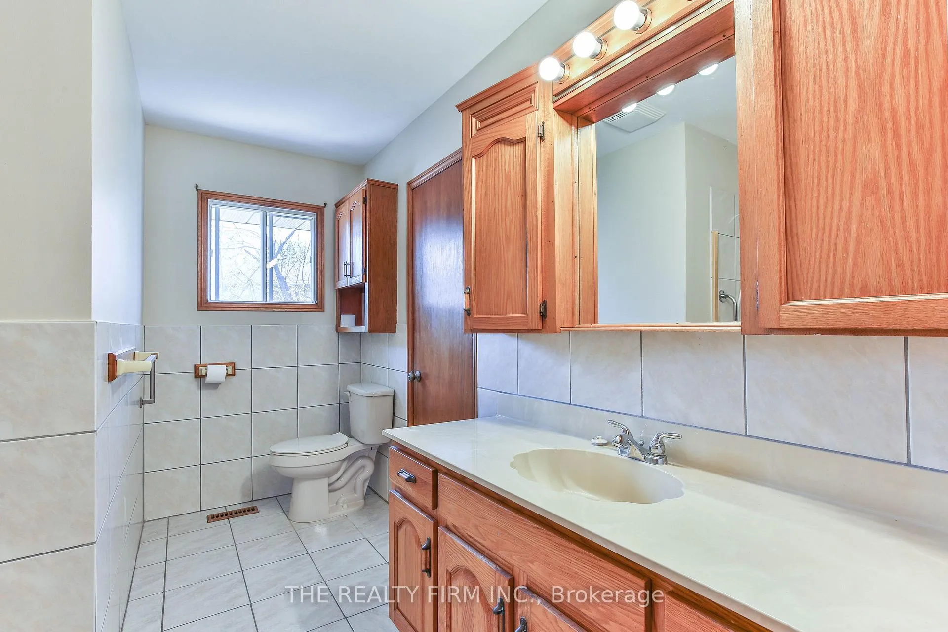 Photo 26 of 8 Quail Ridge Crescent, London, East P — HOMEH