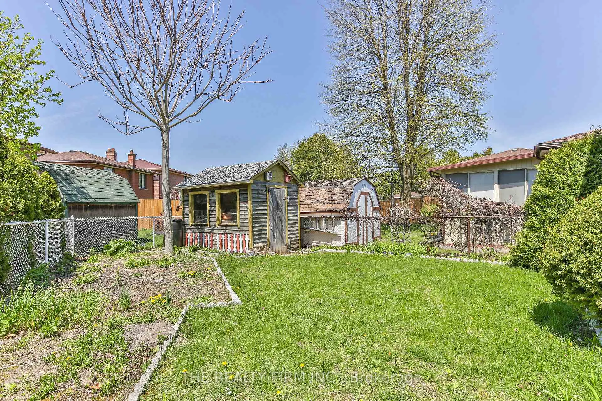 Photo 39 of 8 Quail Ridge Crescent, London, East P — HOMEH
