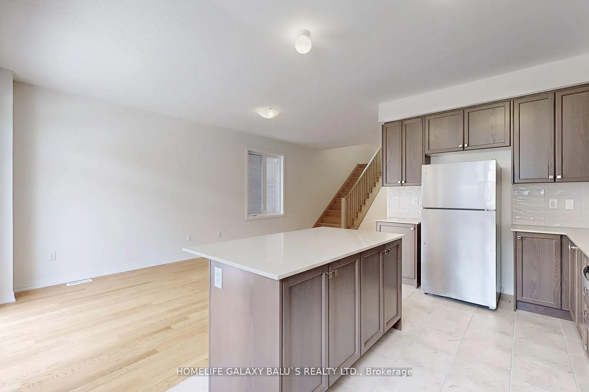 Photo 10 of 2943 Nakina Street, Pickering, Rural Pickering — HOMEH
