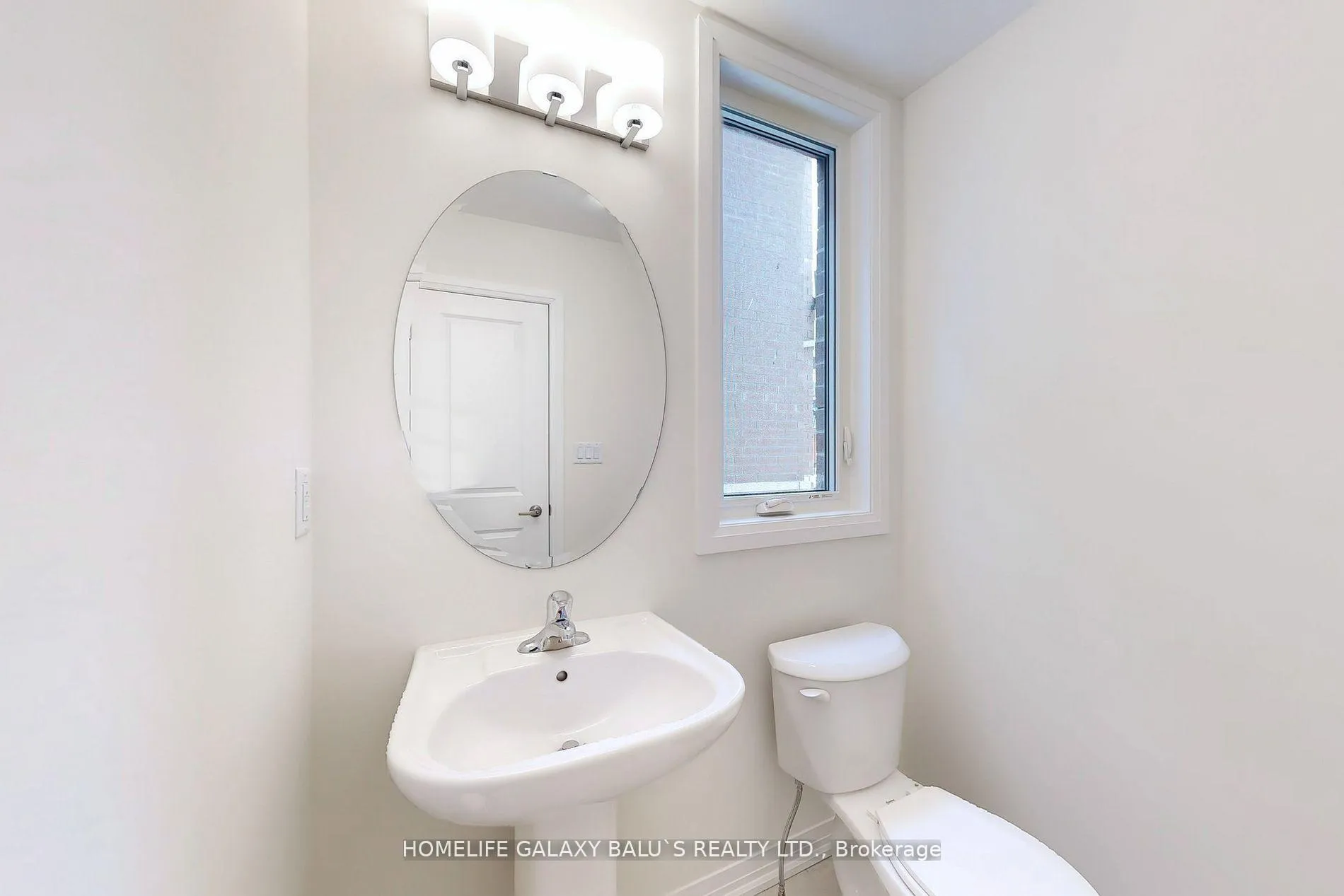 Photo 15 of 2943 Nakina Street, Pickering, Rural Pickering — HOMEH