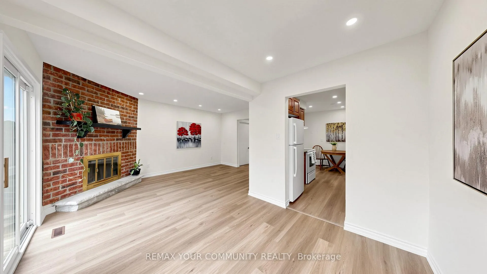 Photo 8 of Unit 32, 57 Kindale Way, Markham, Royal Orchard — HOMEH