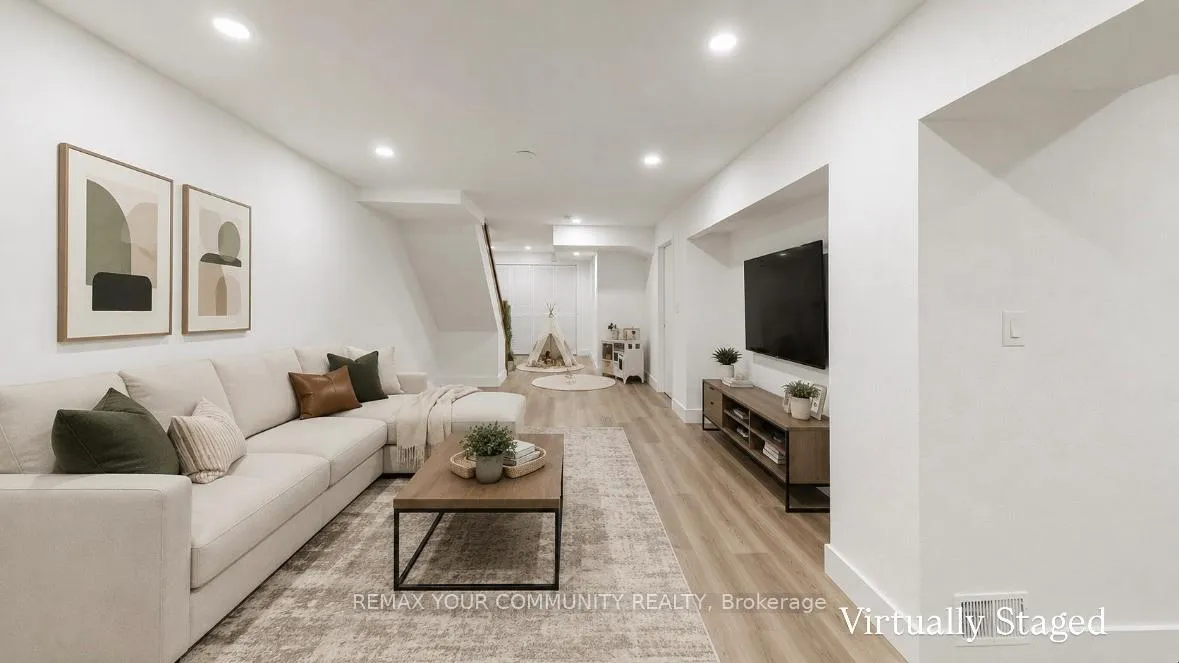 Photo 21 of Unit 32, 57 Kindale Way, Markham, Royal Orchard — HOMEH