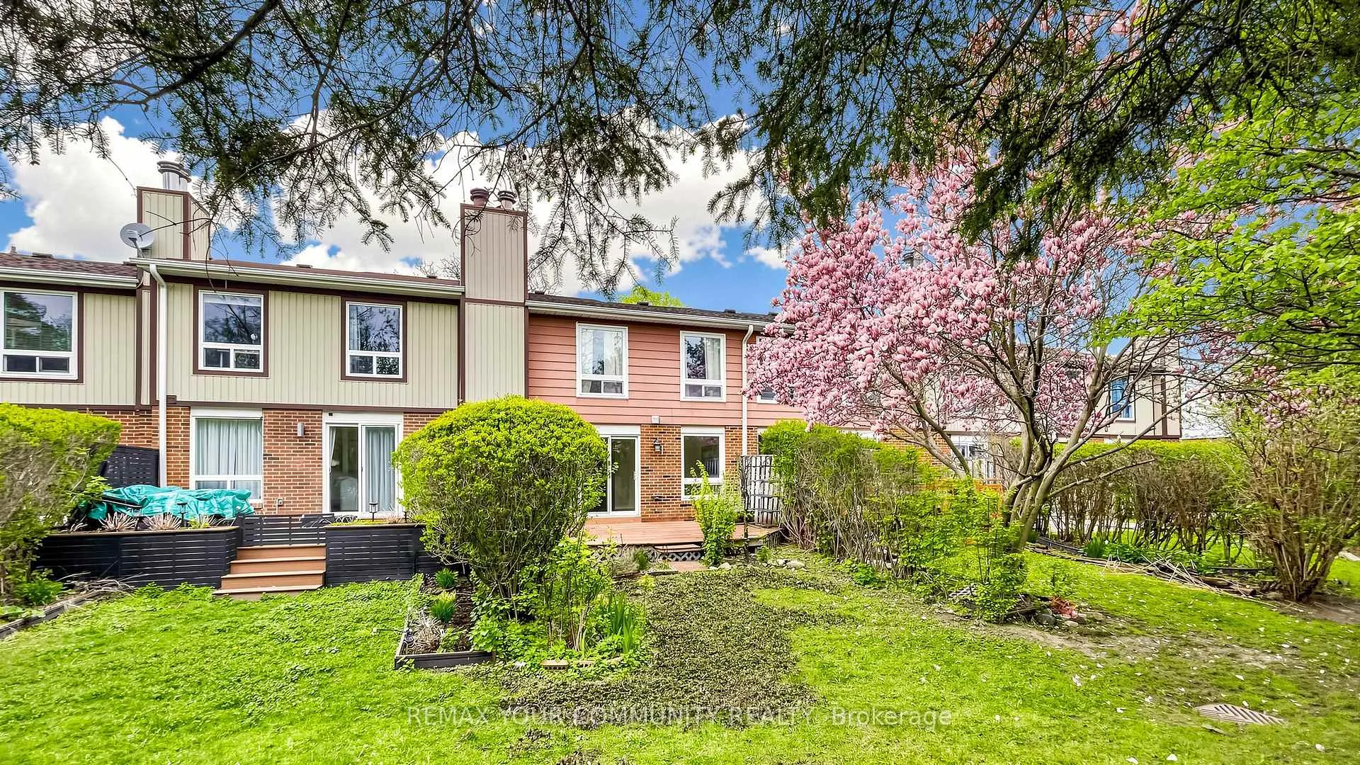 Photo 32 of Unit 32, 57 Kindale Way, Markham, Royal Orchard — HOMEH