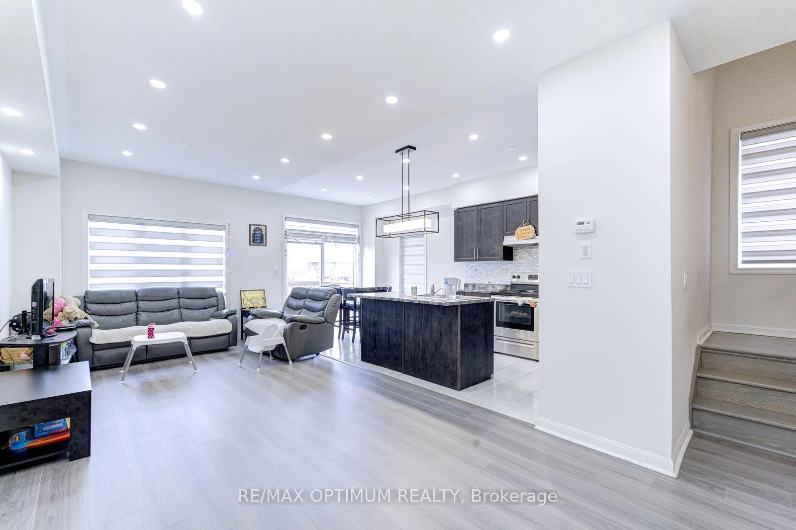 Photo 10 of 2589 Secreto Drive, Oshawa, Windfields — HOMEH