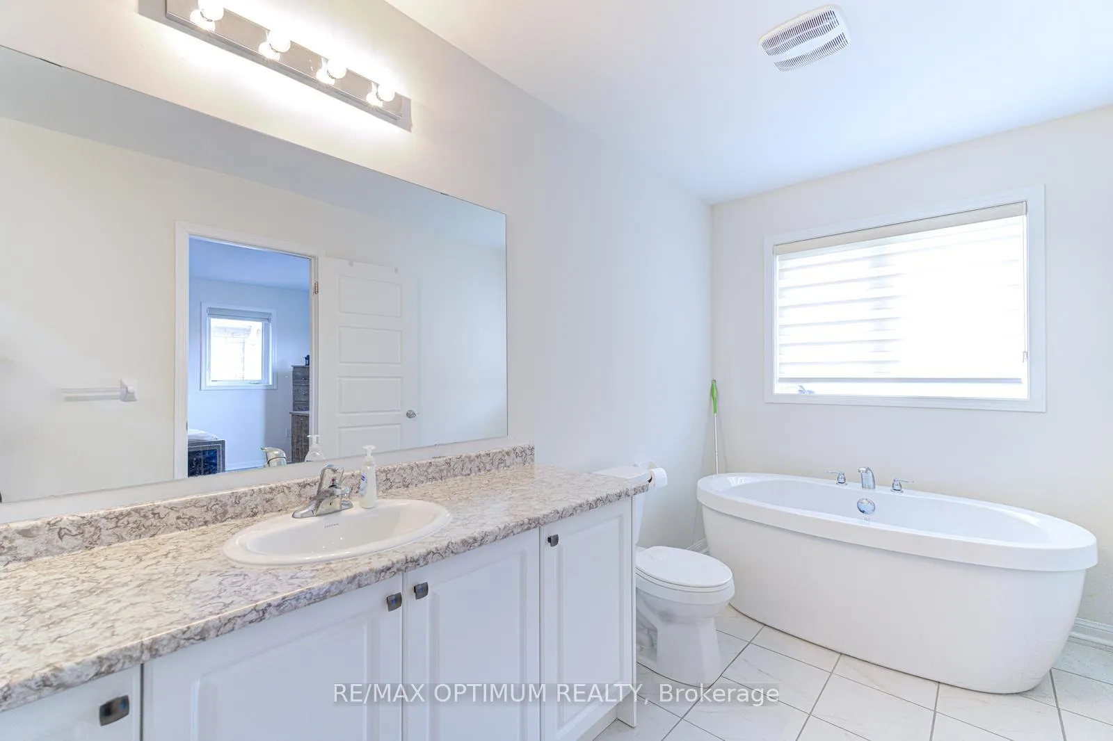 Photo 21 of 2589 Secreto Drive, Oshawa, Windfields — HOMEH