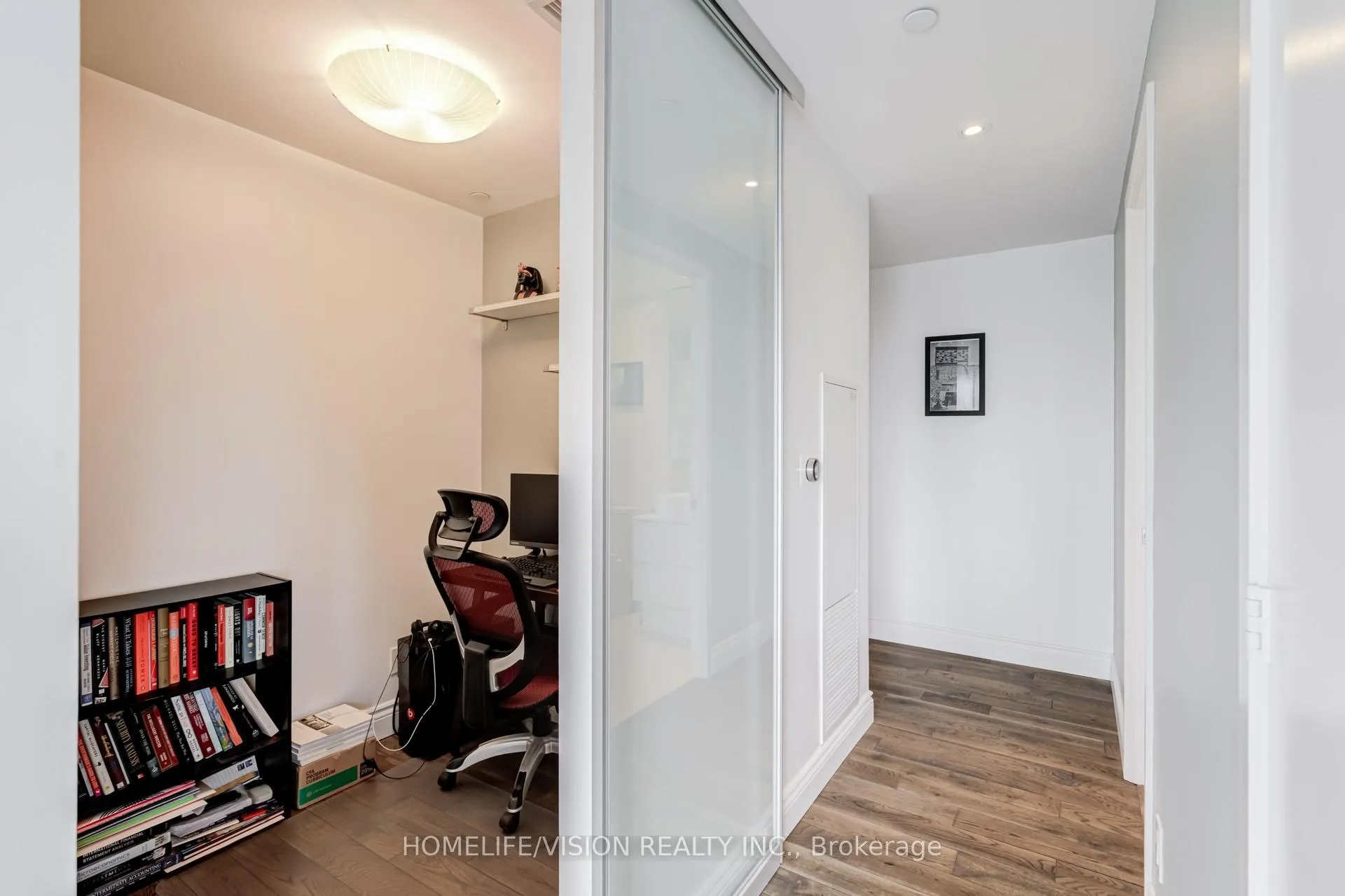 Photo 25 of Unit 910, 185 Roehampton Avenue, Toronto, Mount Pleasant West — HOMEH