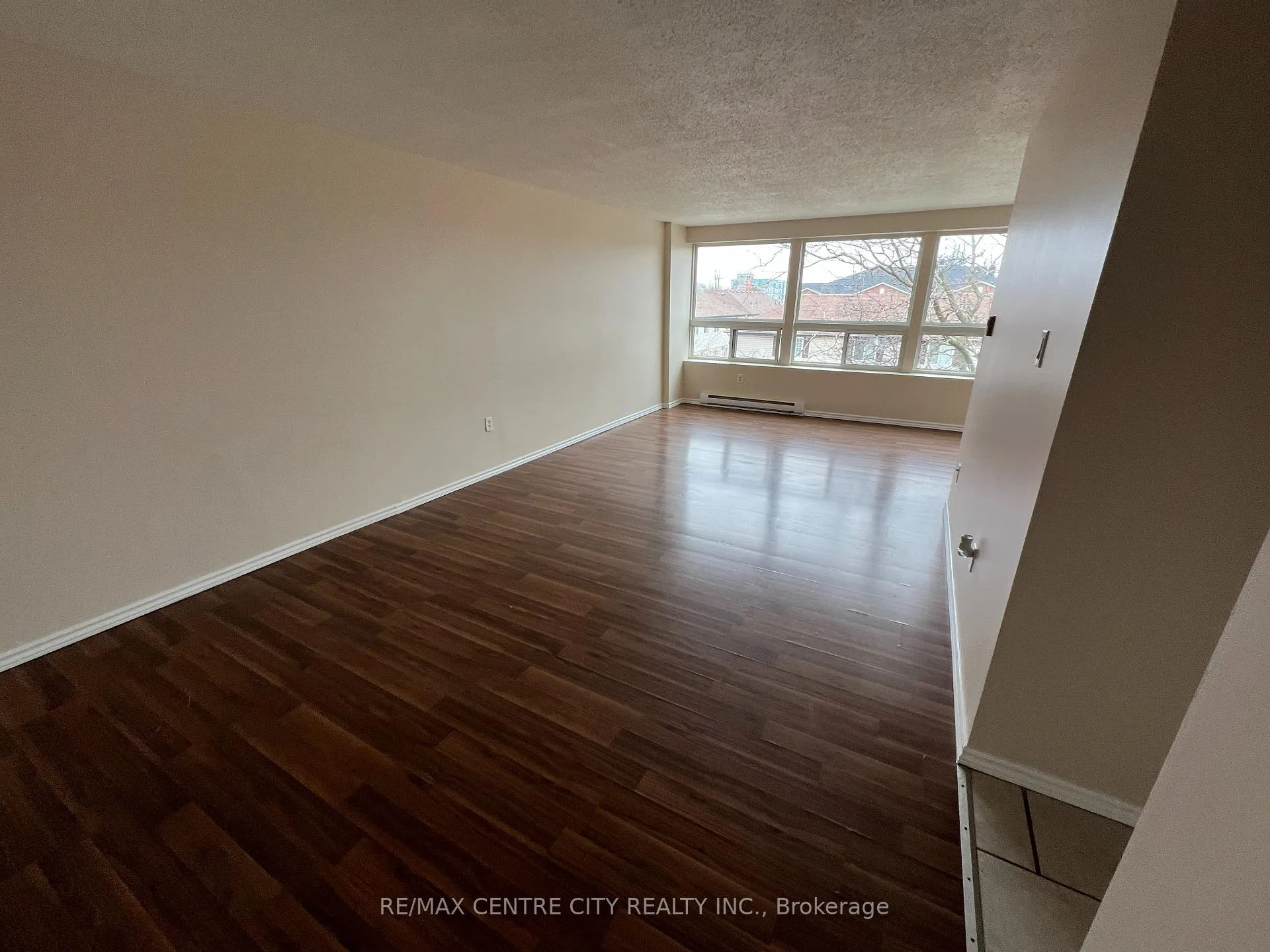 Photo 8 of Unit 316, 1447 Huron Street, London, East D — HOMEH