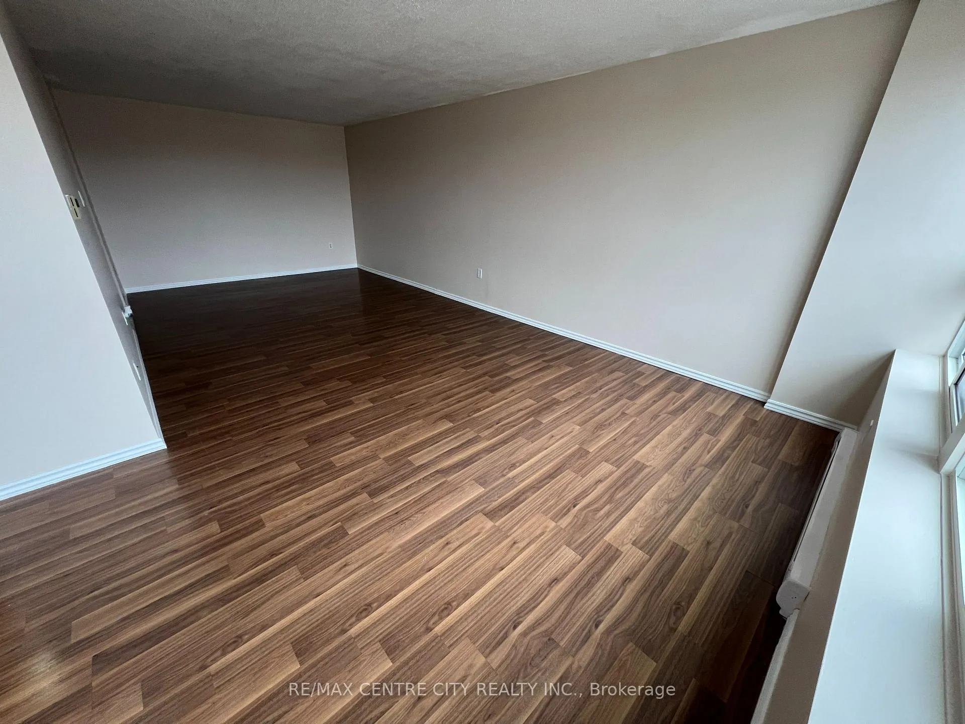 Photo 9 of Unit 316, 1447 Huron Street, London, East D — HOMEH