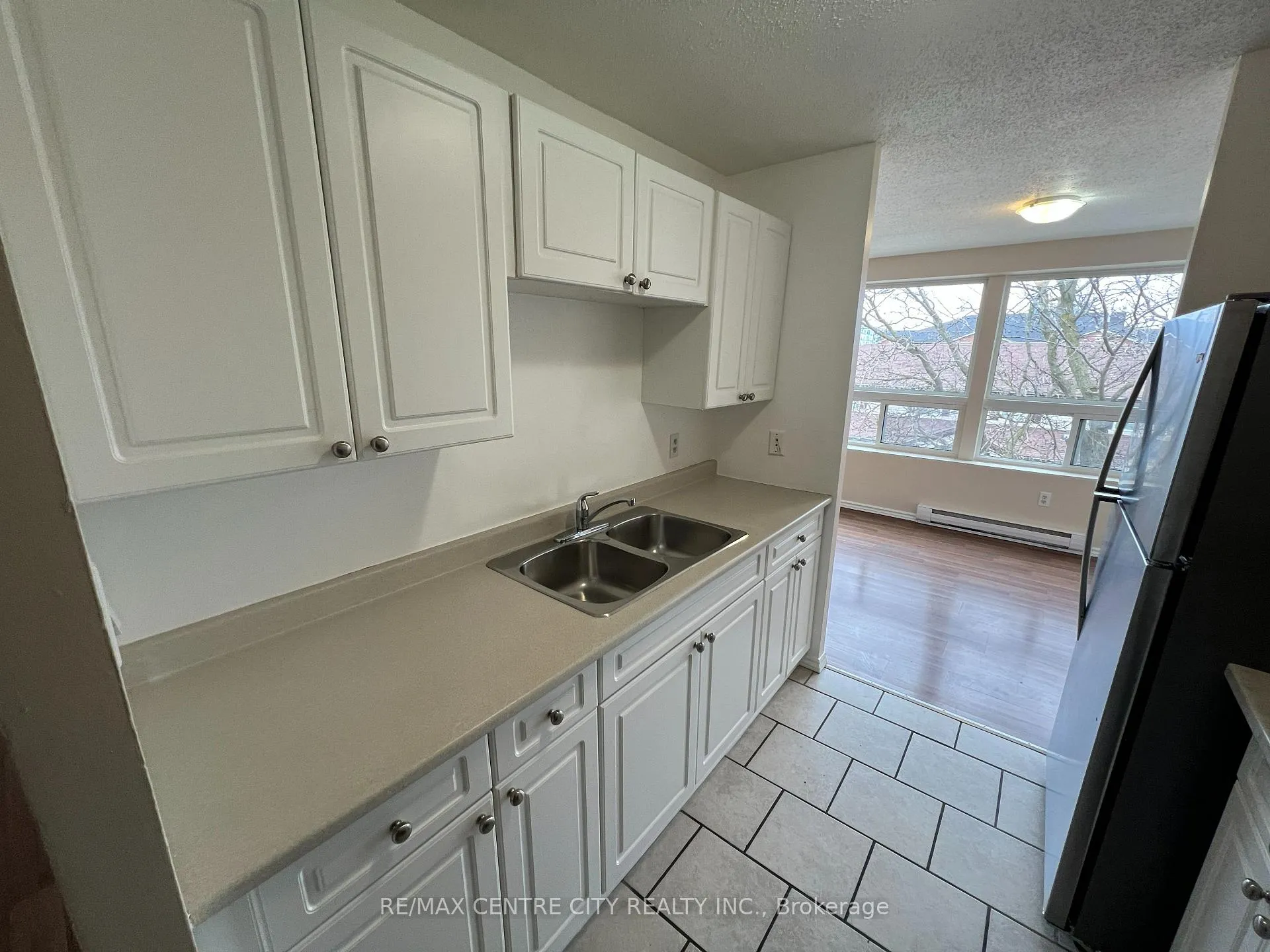 Photo 17 of Unit 316, 1447 Huron Street, London, East D — HOMEH