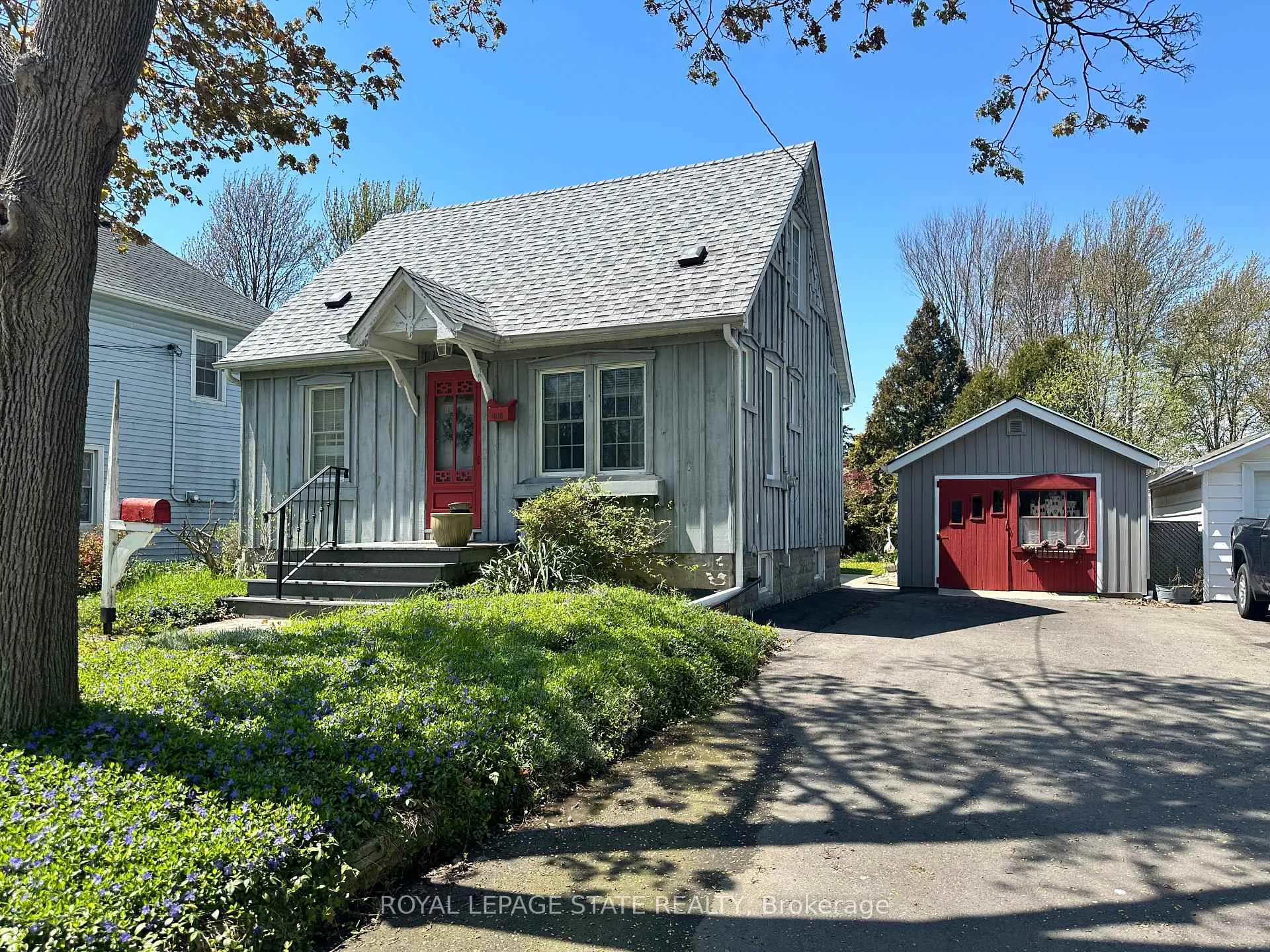 Photo 1 of 618 Pine Street, Haldimand, Dunnville — HOMEH