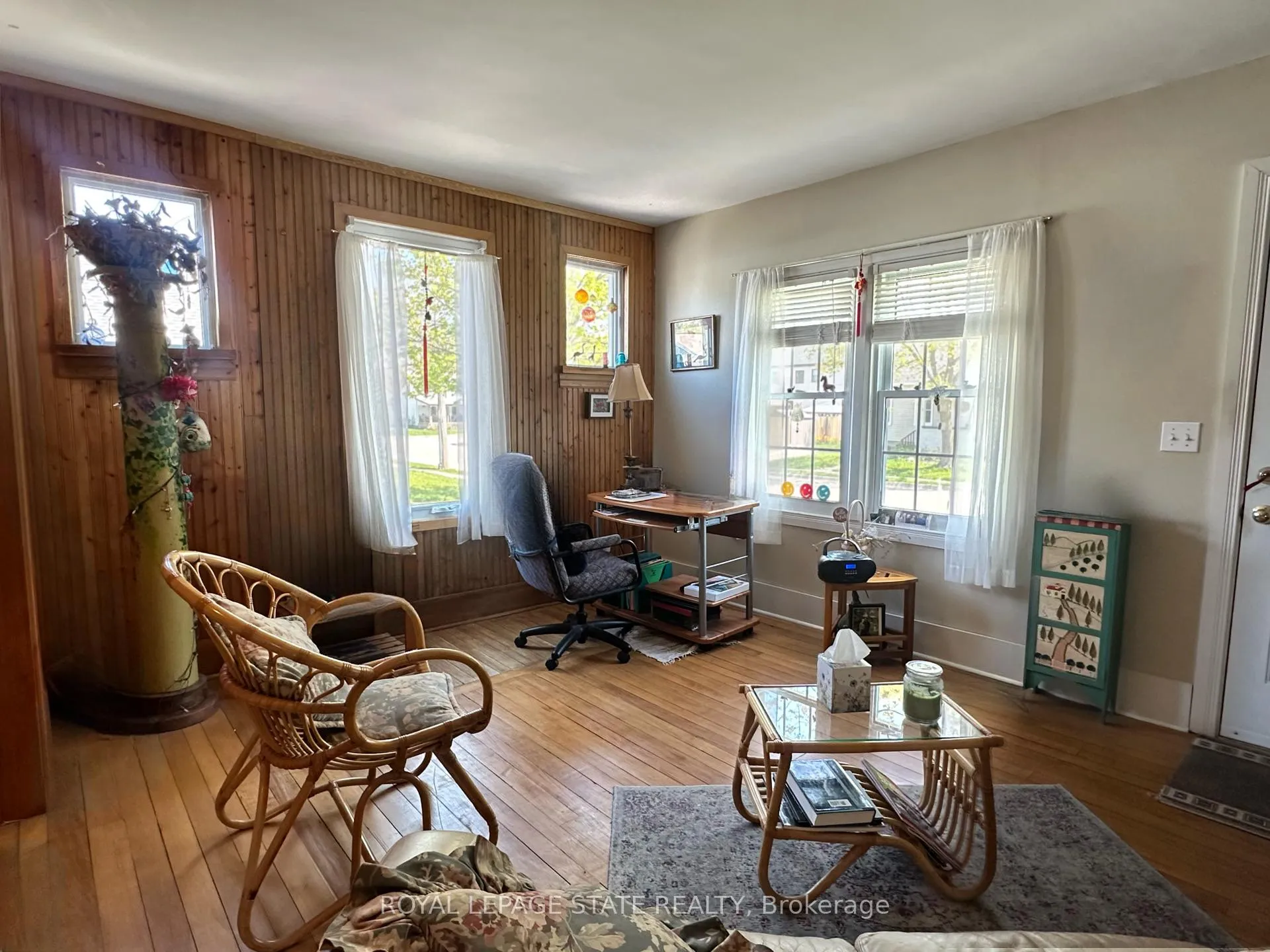 Photo 8 of 618 Pine Street, Haldimand, Dunnville — HOMEH
