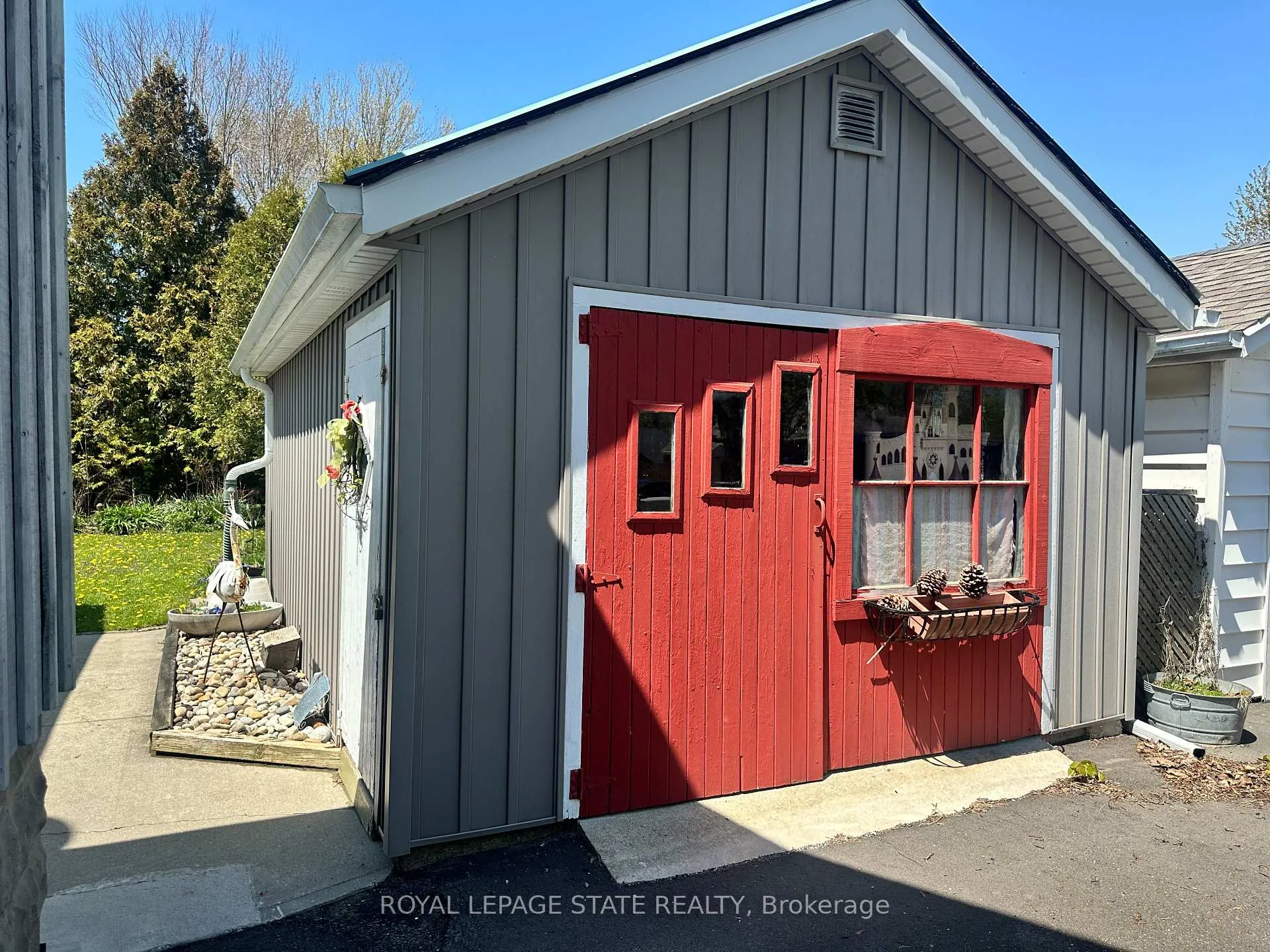 Photo 31 of 618 Pine Street, Haldimand, Dunnville — HOMEH