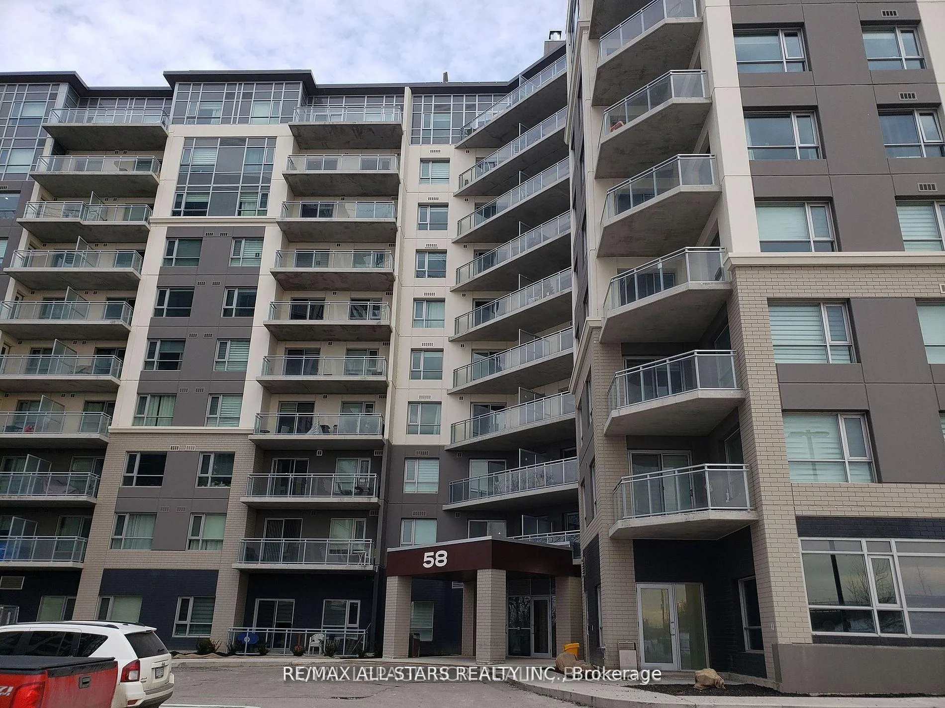 Photo 2 of Unit 601, 58 Lakeside Terrace, Barrie, Little Lake — HOMEH