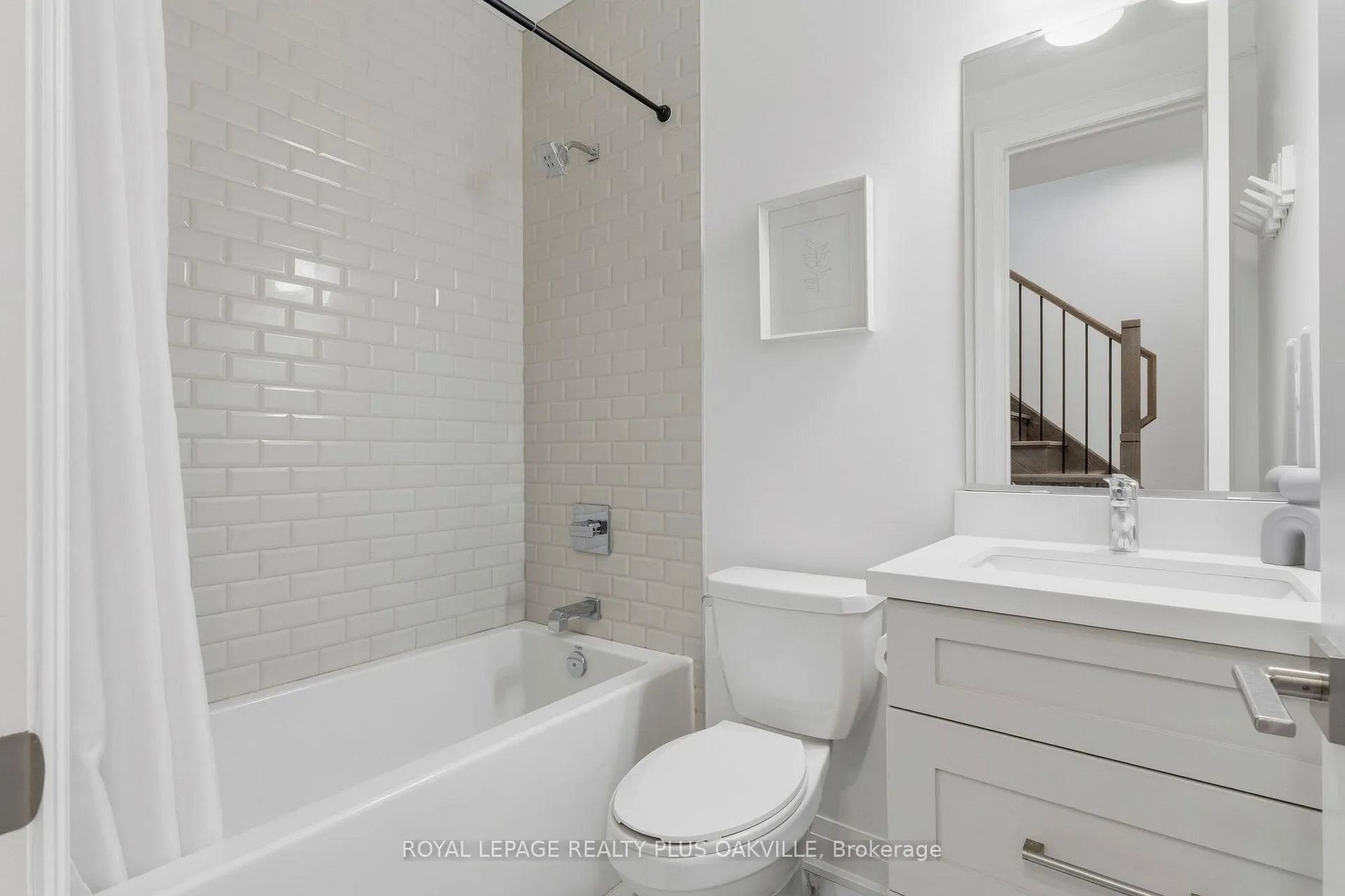 Photo 5 of 3228 Ellyn Common, Burlington, Roseland — HOMEH