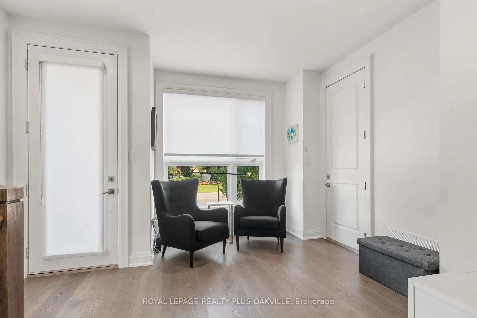 Photo 6 of 3228 Ellyn Common, Burlington, Roseland — HOMEH
