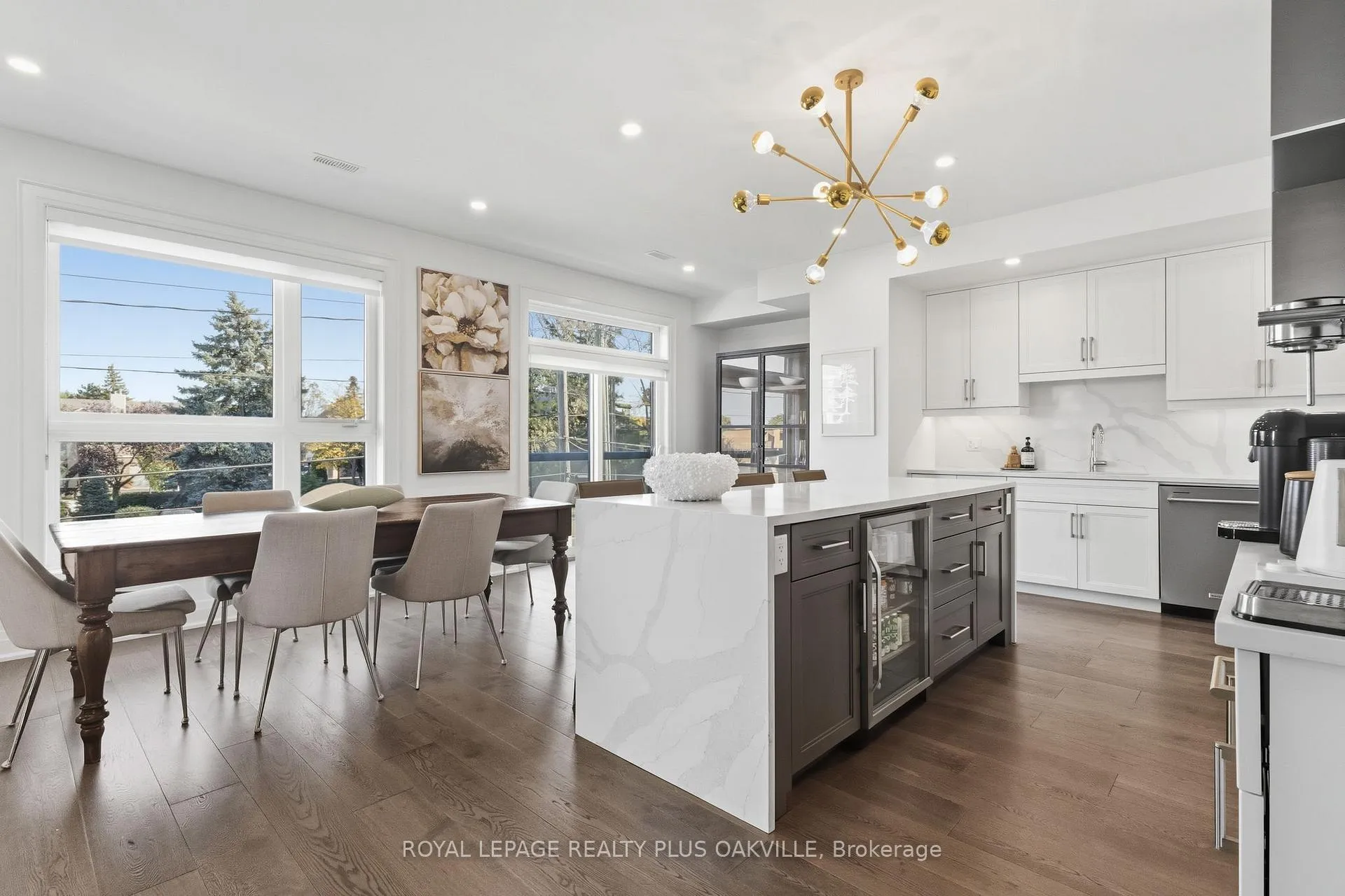 Photo 12 of 3228 Ellyn Common, Burlington, Roseland — HOMEH