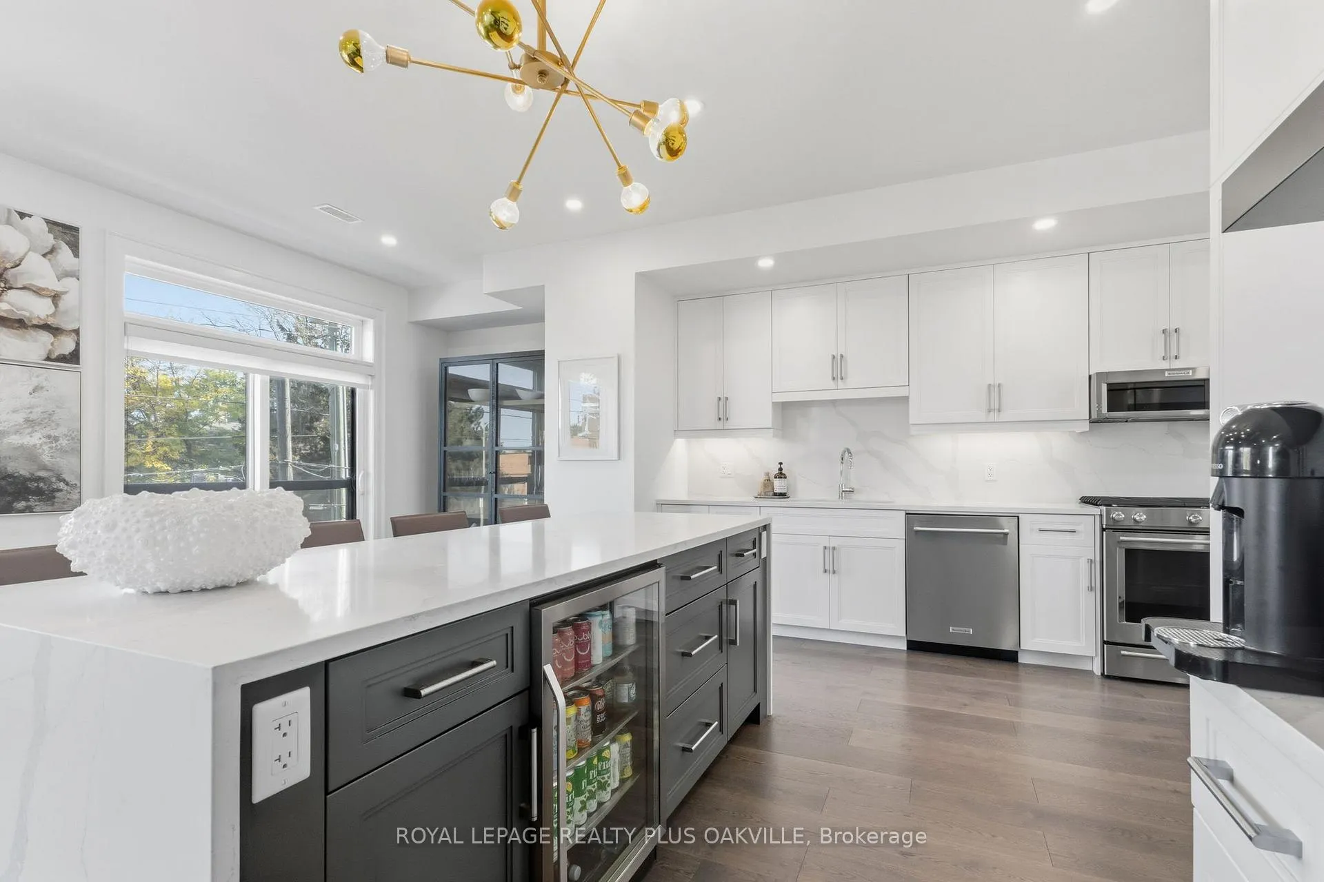 Photo 13 of 3228 Ellyn Common, Burlington, Roseland — HOMEH