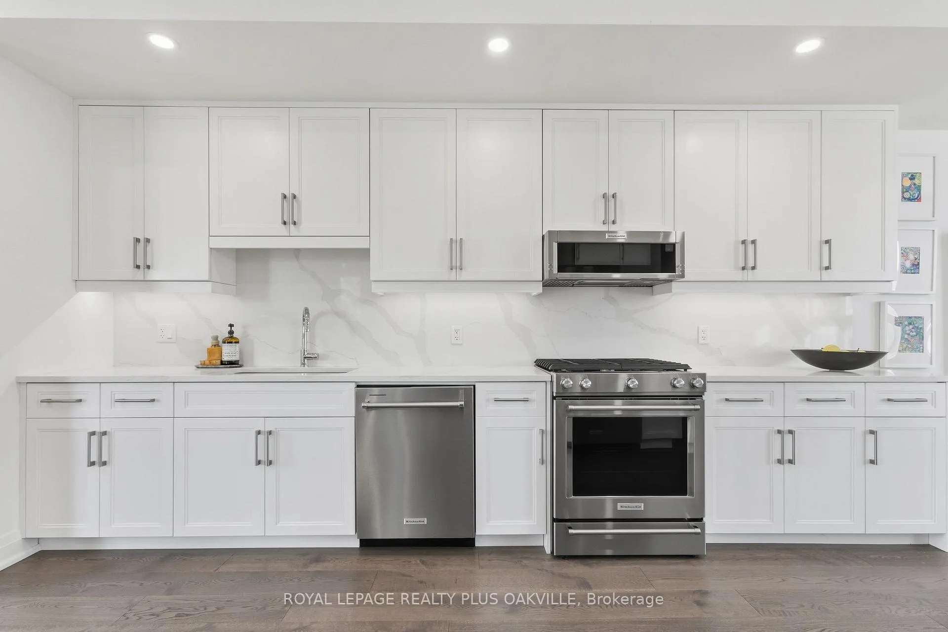 Photo 17 of 3228 Ellyn Common, Burlington, Roseland — HOMEH