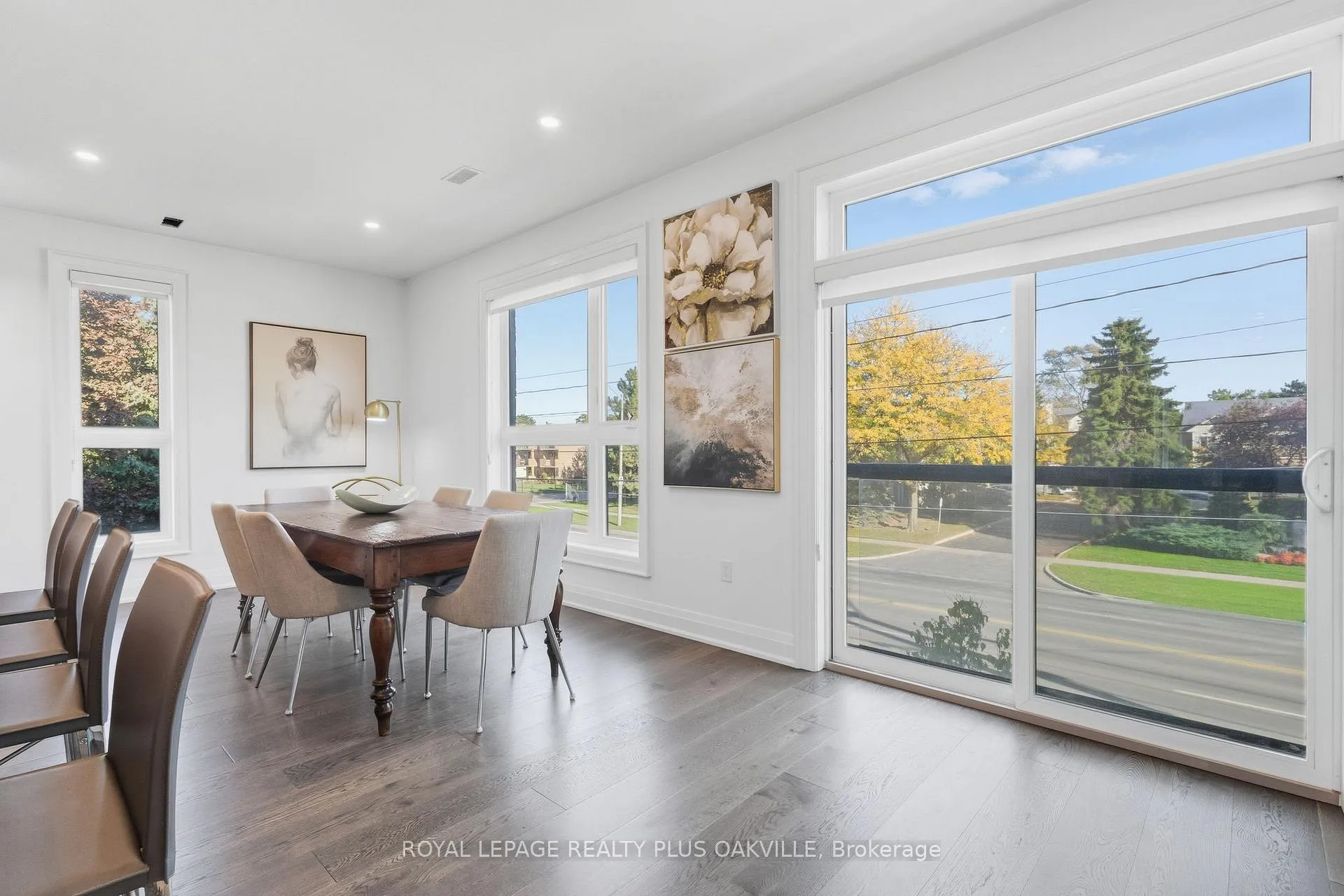 Photo 18 of 3228 Ellyn Common, Burlington, Roseland — HOMEH