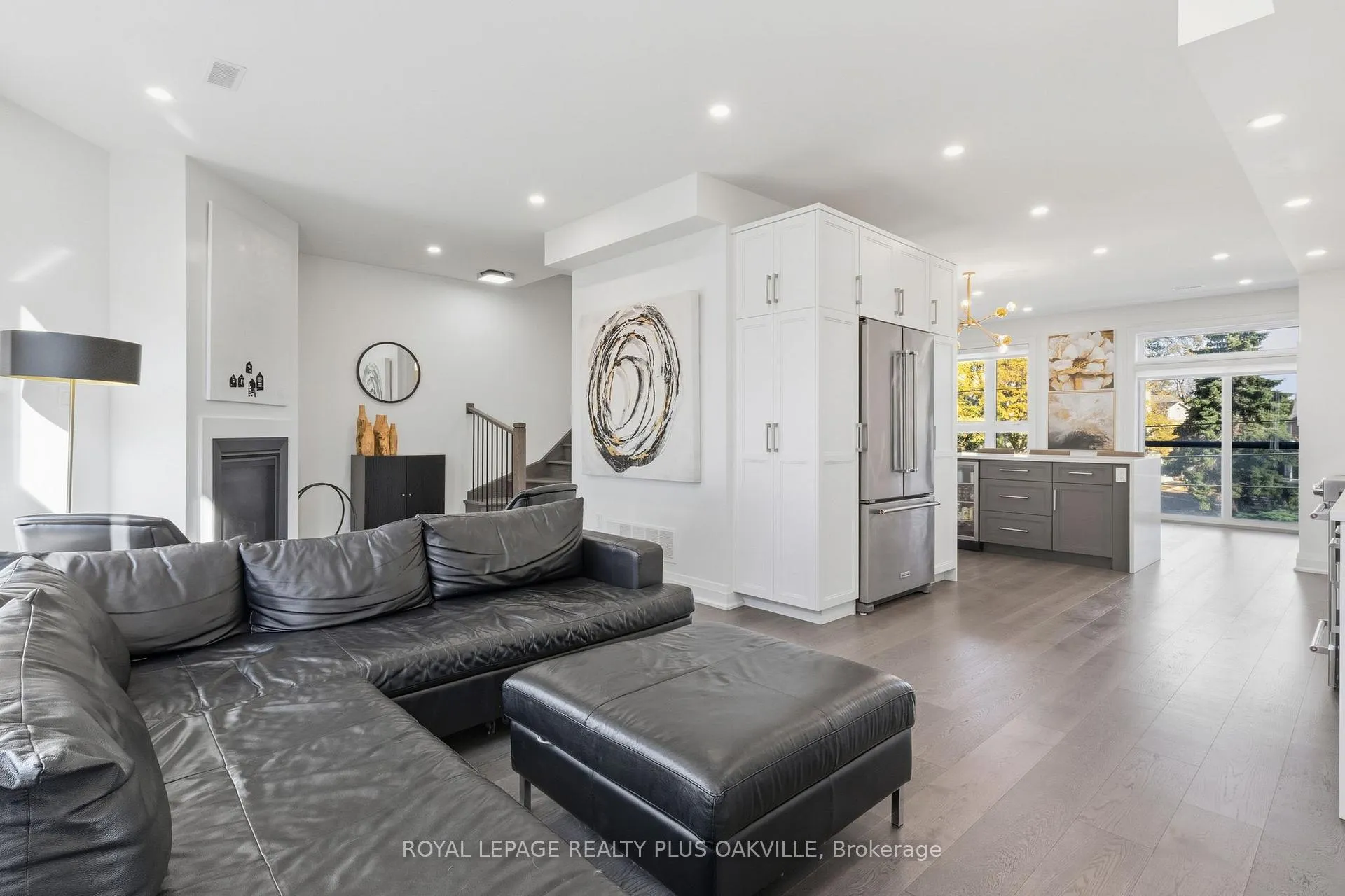 Photo 21 of 3228 Ellyn Common, Burlington, Roseland — HOMEH