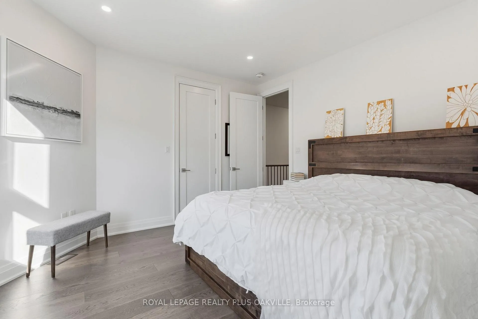 Photo 26 of 3228 Ellyn Common, Burlington, Roseland — HOMEH