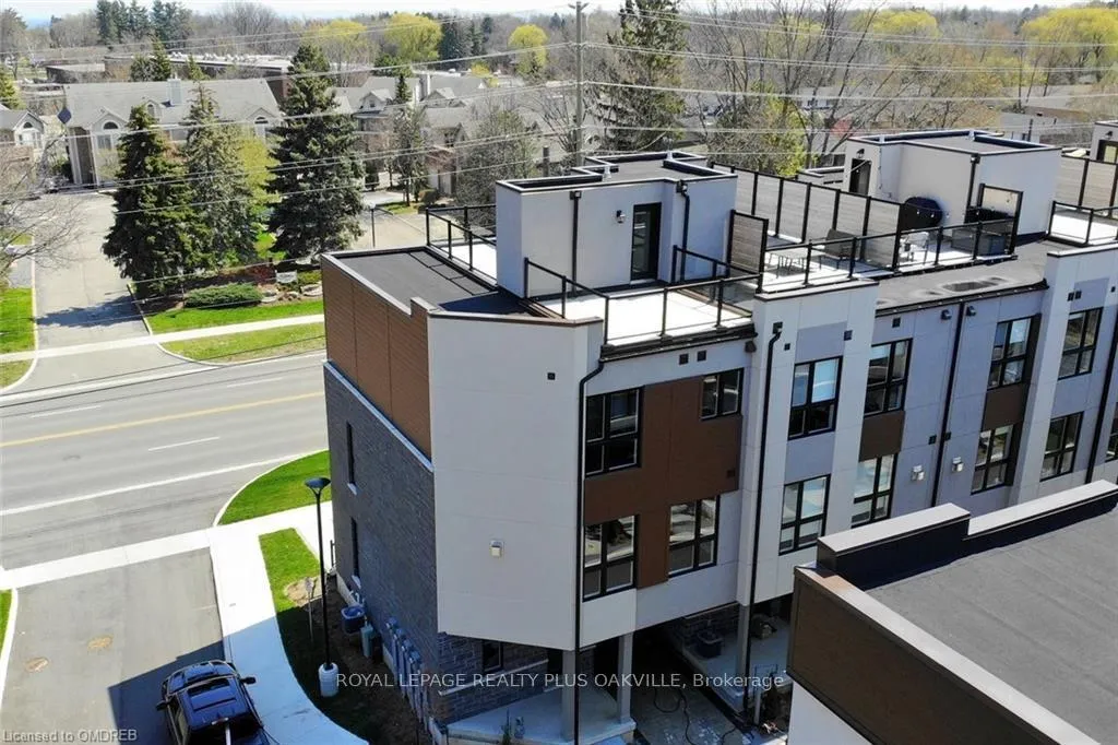 Photo 35 of 3228 Ellyn Common, Burlington, Roseland — HOMEH