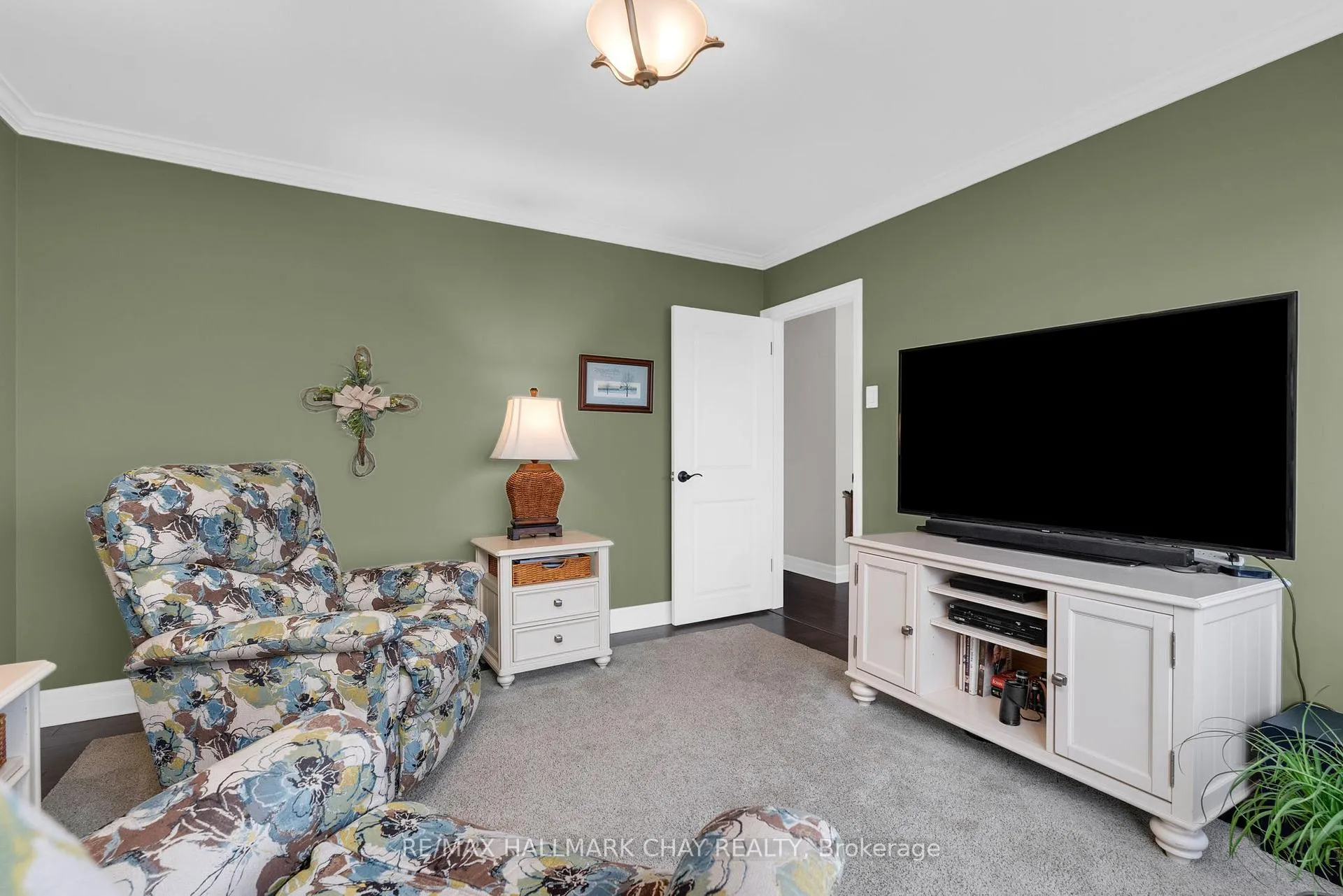 Photo 22 of 68 Kempenfelt Drive, Barrie, North Shore — HOMEH