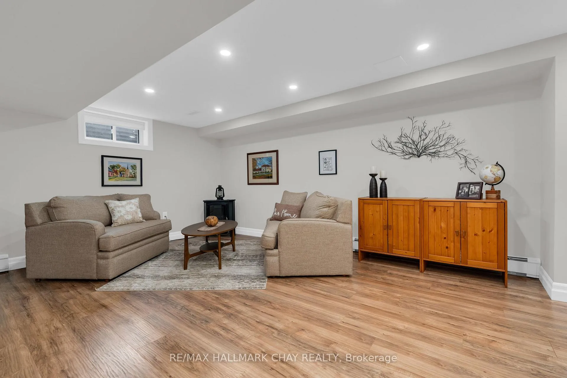 Photo 26 of 68 Kempenfelt Drive, Barrie, North Shore — HOMEH