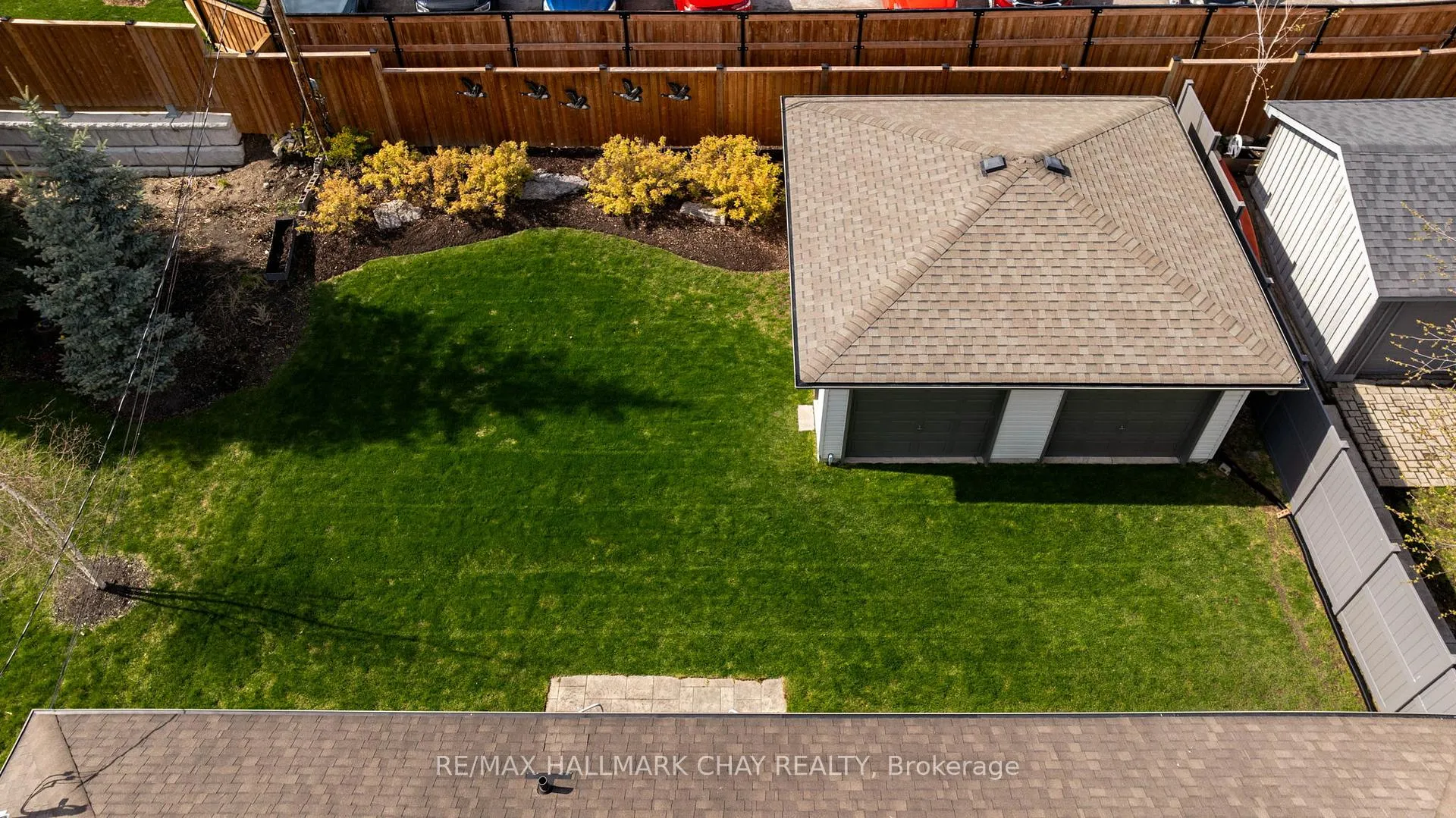 Photo 40 of 68 Kempenfelt Drive, Barrie, North Shore — HOMEH