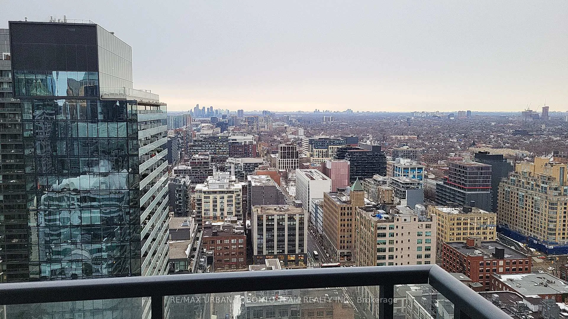 Photo 6 of Unit 3303, 87 Peter Street, Toronto, Waterfront Communities — HOMEH