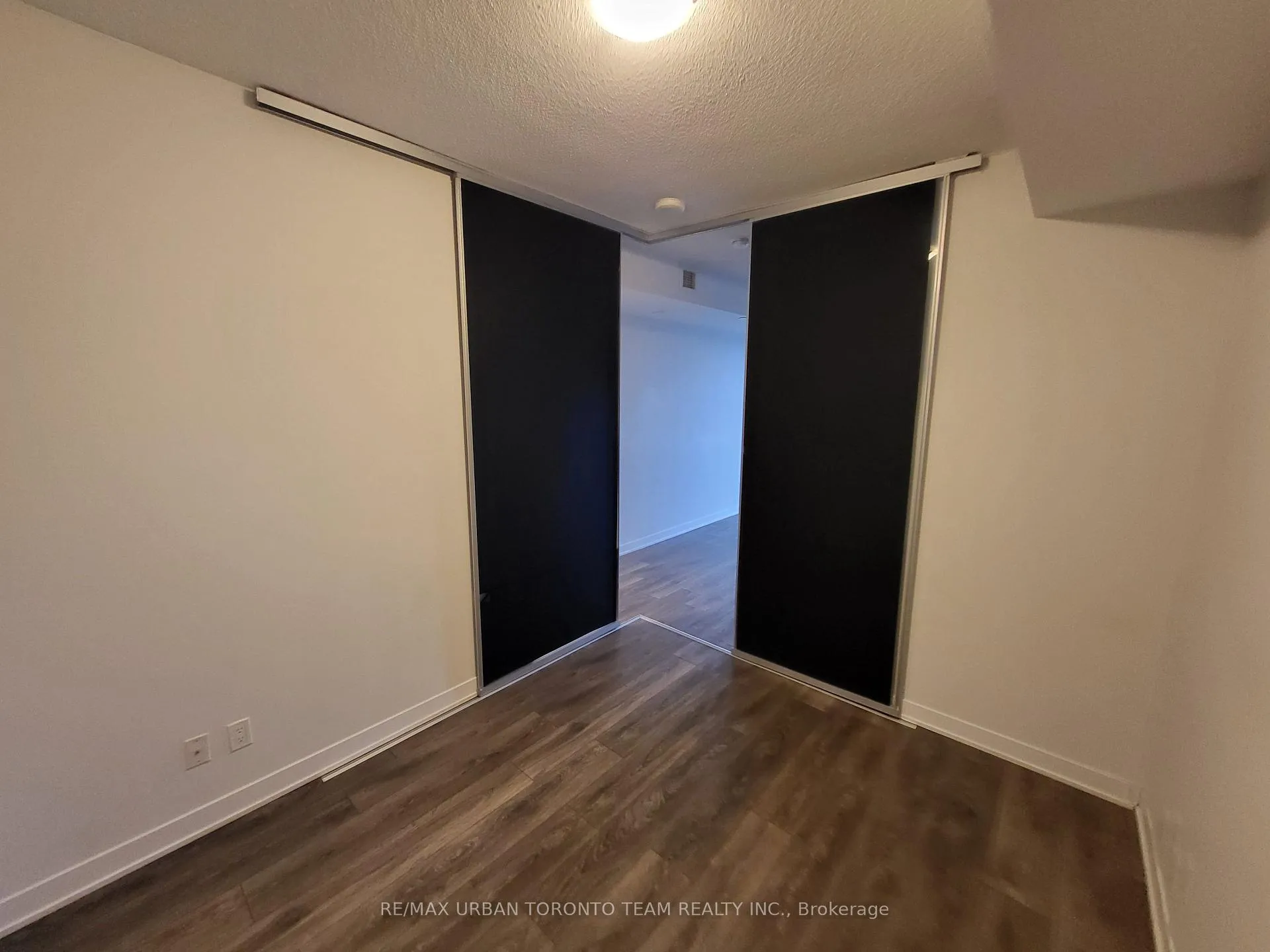 Photo 9 of Unit 3303, 87 Peter Street, Toronto, Waterfront Communities — HOMEH