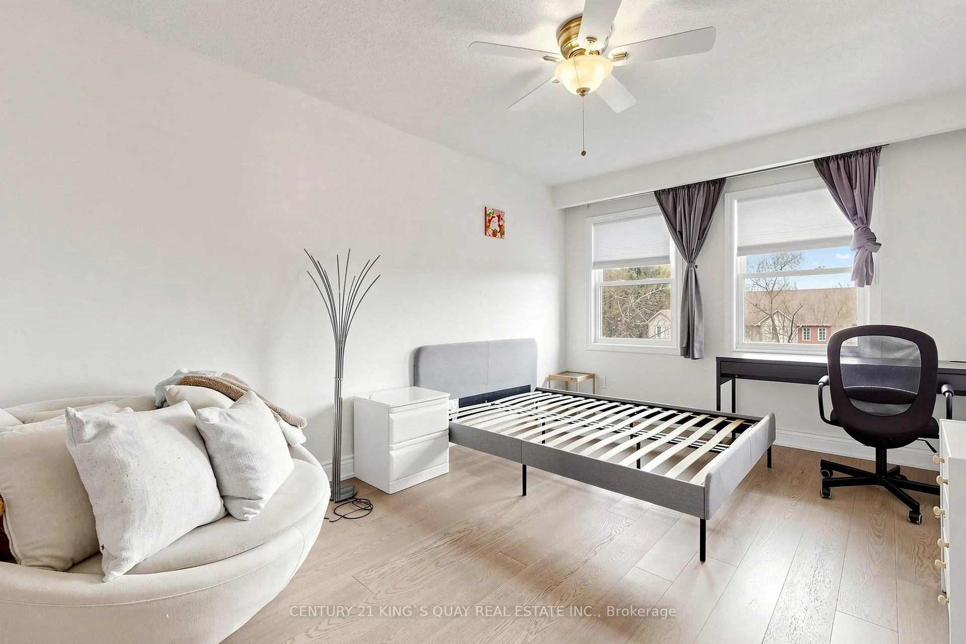Photo 19 of Unit 3, 1380 Hampton Street, Oakville, Falgarwood — HOMEH