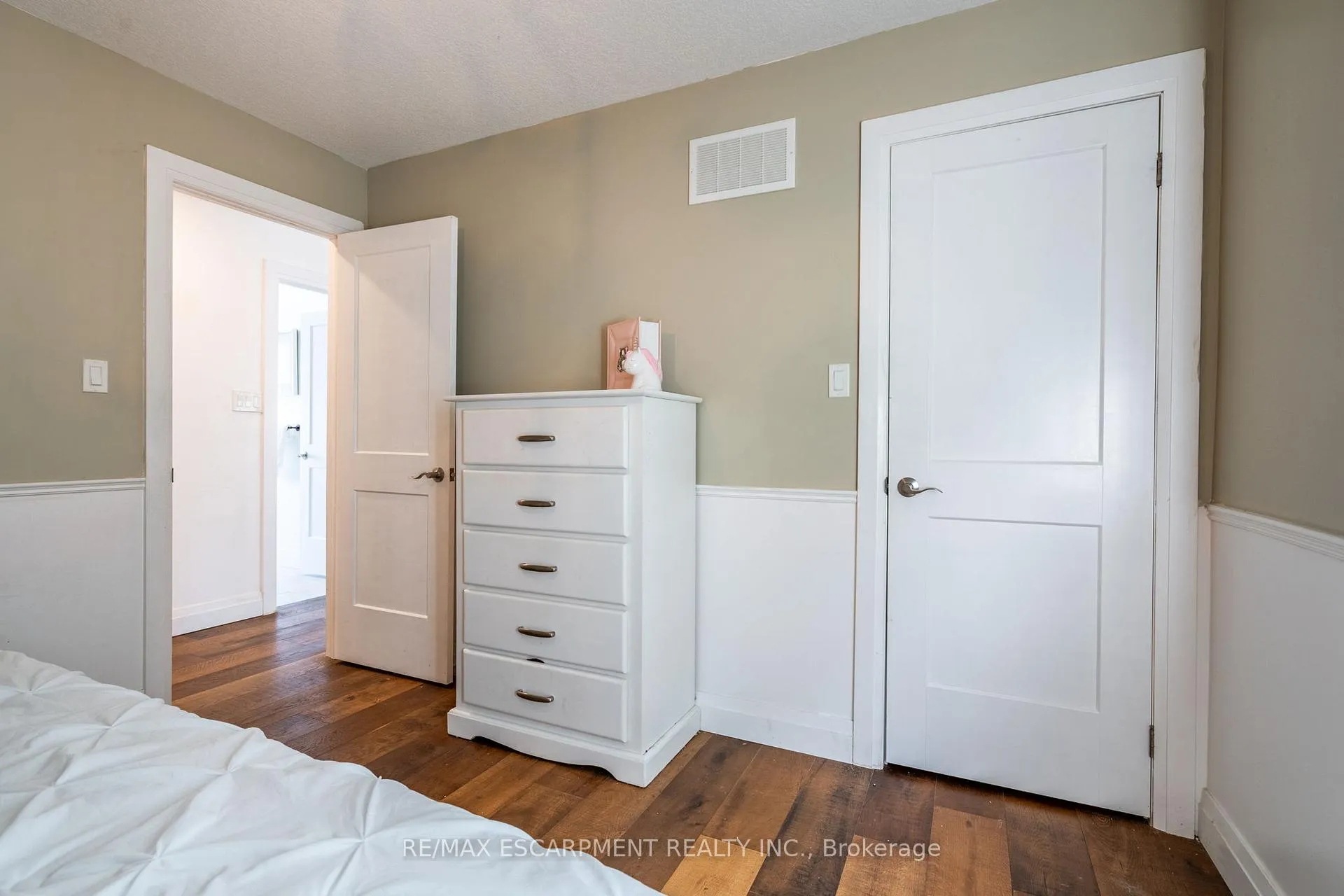 Photo 33 of 4 Concession 11 Road E, Hamilton, Rural Flamborough — HOMEH