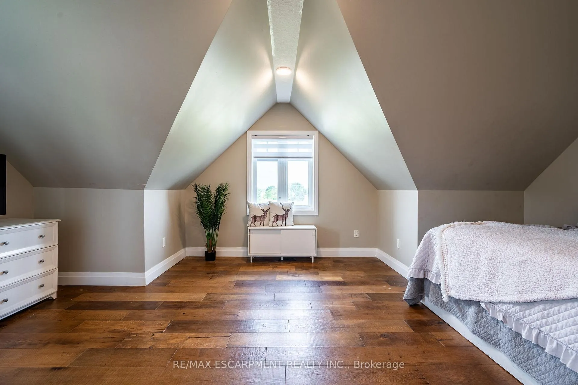 Photo 36 of 4 Concession 11 Road E, Hamilton, Rural Flamborough — HOMEH