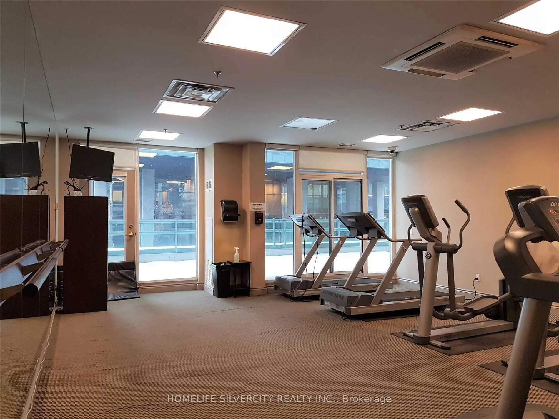 Photo 11 of Unit 607, 30 Grand Trunk Crescent, Toronto, Waterfront Communities — HOMEH