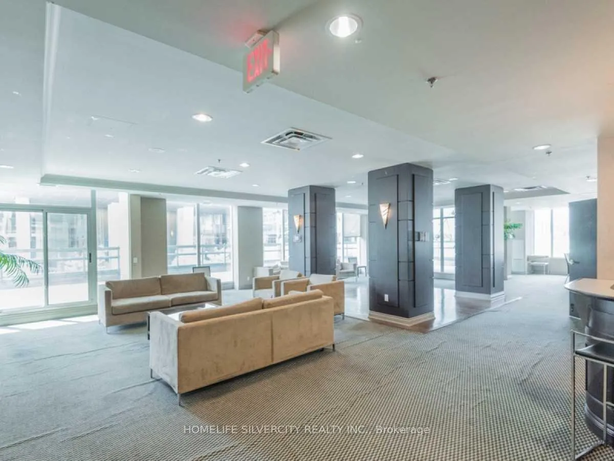 Photo 17 of Unit 607, 30 Grand Trunk Crescent, Toronto, Waterfront Communities — HOMEH