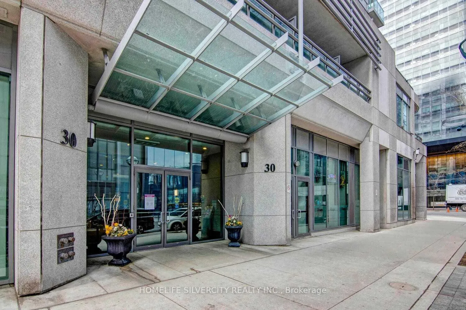Photo 20 of Unit 607, 30 Grand Trunk Crescent, Toronto, Waterfront Communities — HOMEH