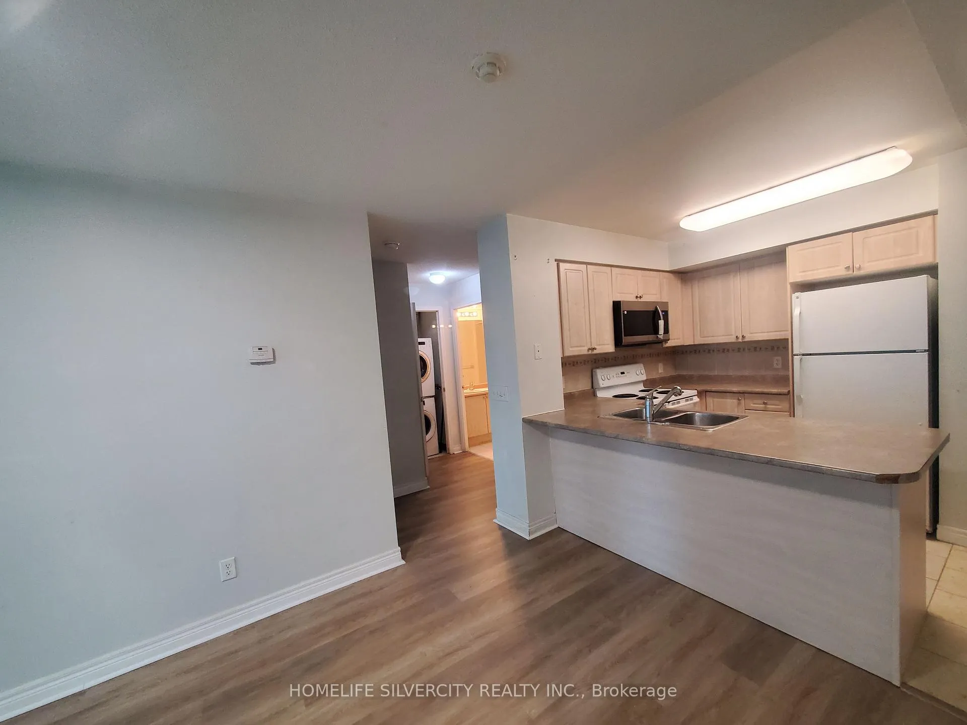 Photo 29 of Unit 607, 30 Grand Trunk Crescent, Toronto, Waterfront Communities — HOMEH