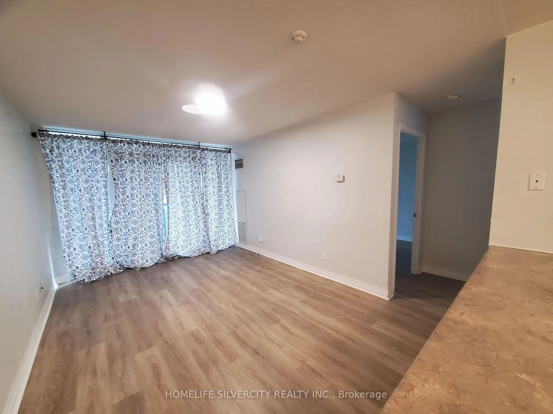 Photo 35 of Unit 607, 30 Grand Trunk Crescent, Toronto, Waterfront Communities — HOMEH